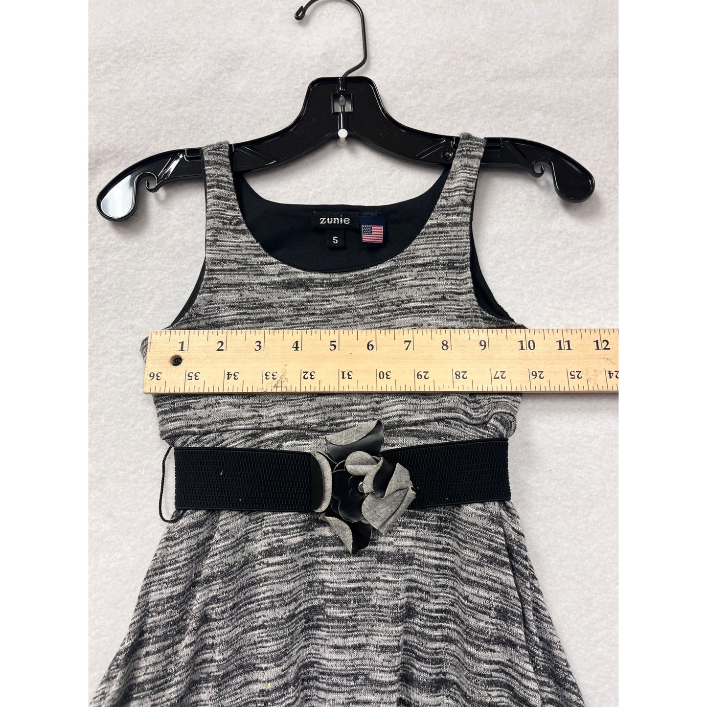 Zunie Girls Size 5 Sleeveless Grey Dress With Black Belt #6400