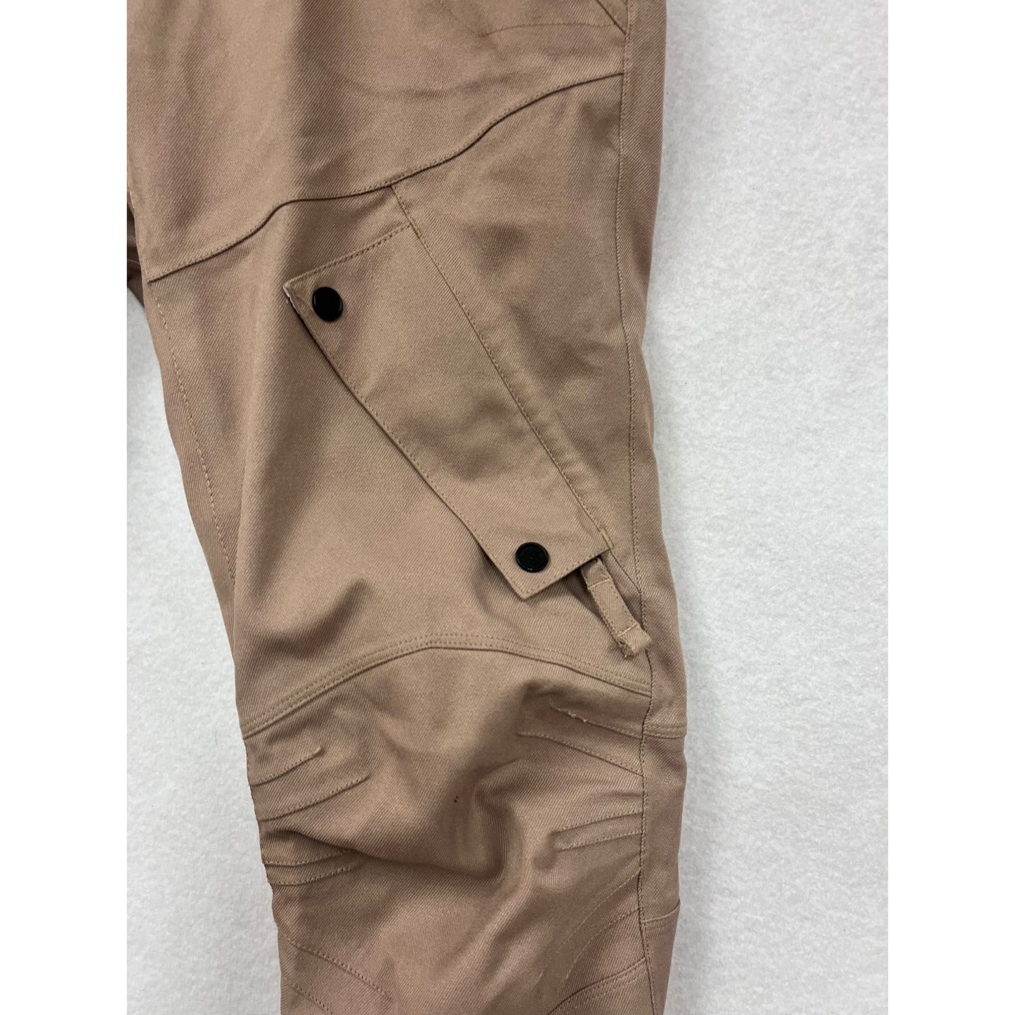 Volcom Women’s Modern Articulated beige Snowboard Pants #6040