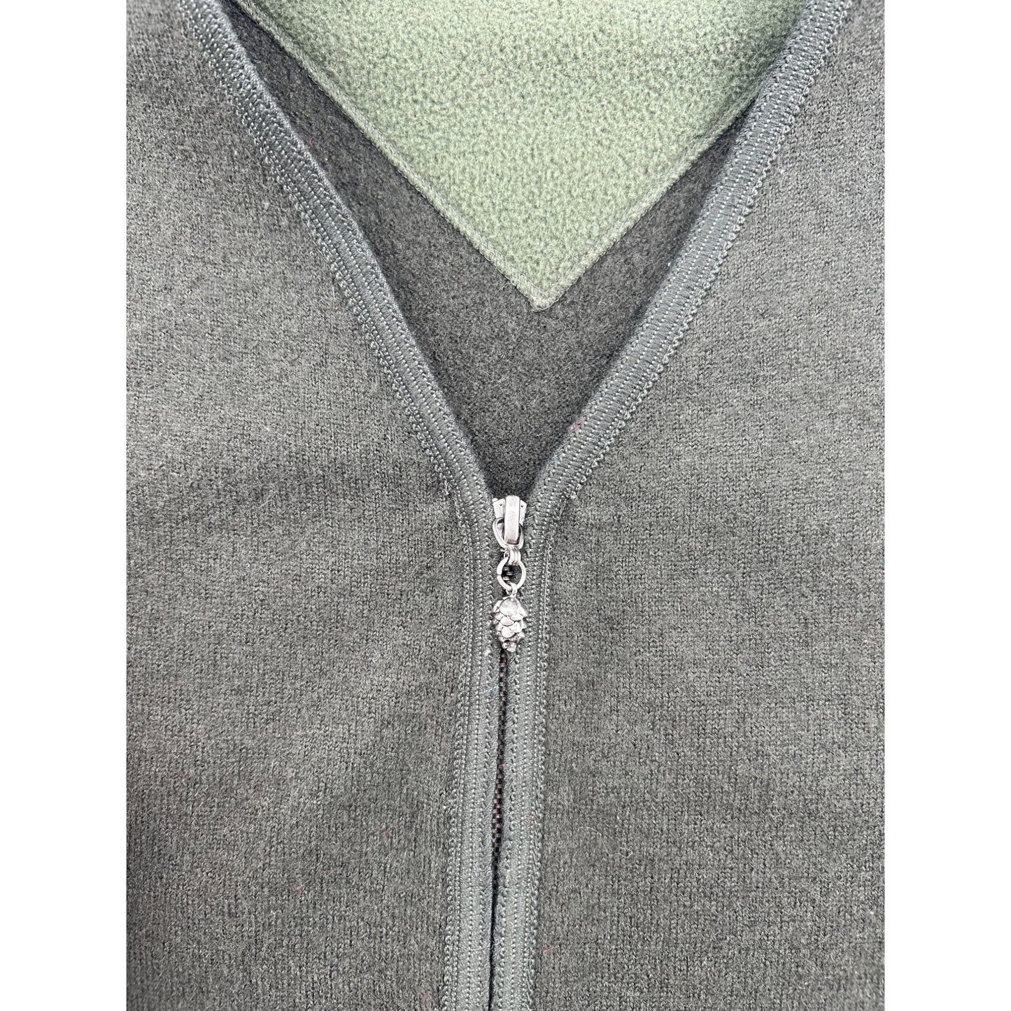 Woolrich Pinecone Embroidered Dark Green Fleece Zip Vest #6438
