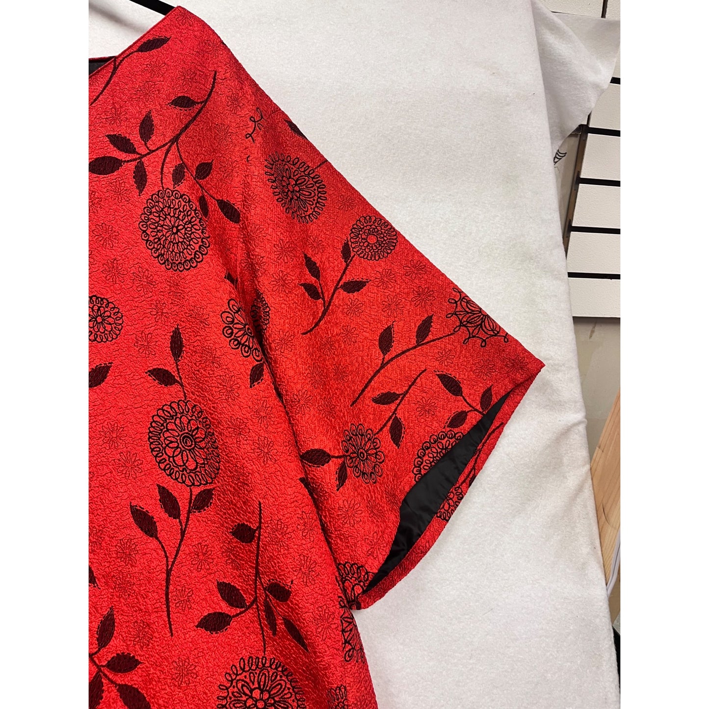 Red Floral Oversized Womens Dress By Couture L Black Lining Loose Fit V-Neck Short Sleeves #6869