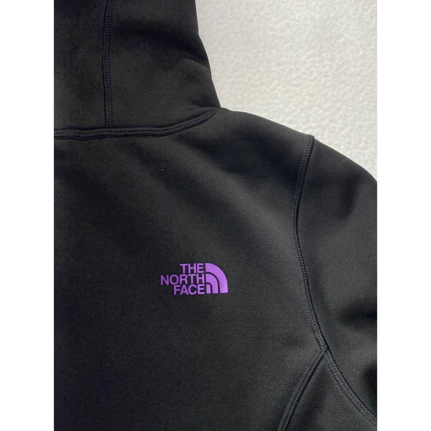 Women’s North Face Hoodie #5029