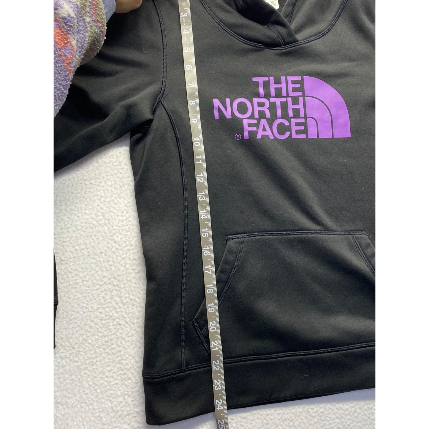 Women’s North Face Hoodie #5029