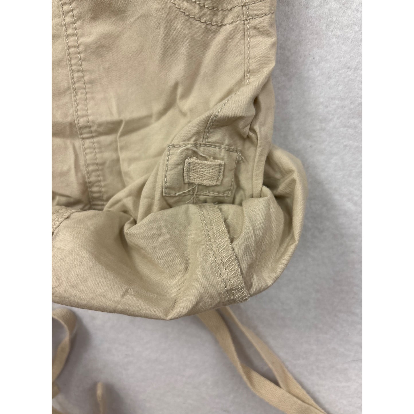 Maurices Womens Beige Cargo Capri Pants XL 100% Cotton Drawstring Waist Relaxed Fit #6970