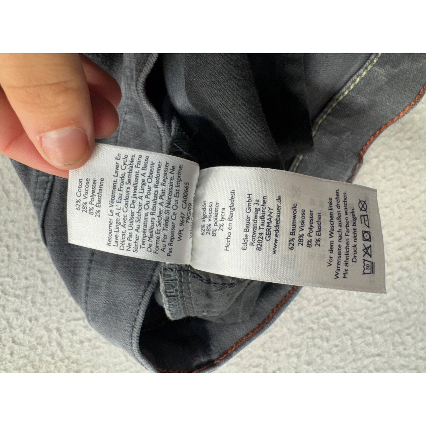 Eddie Bauer Slim Straight Slightly Curvy Jeans Size 4 Gray #7929