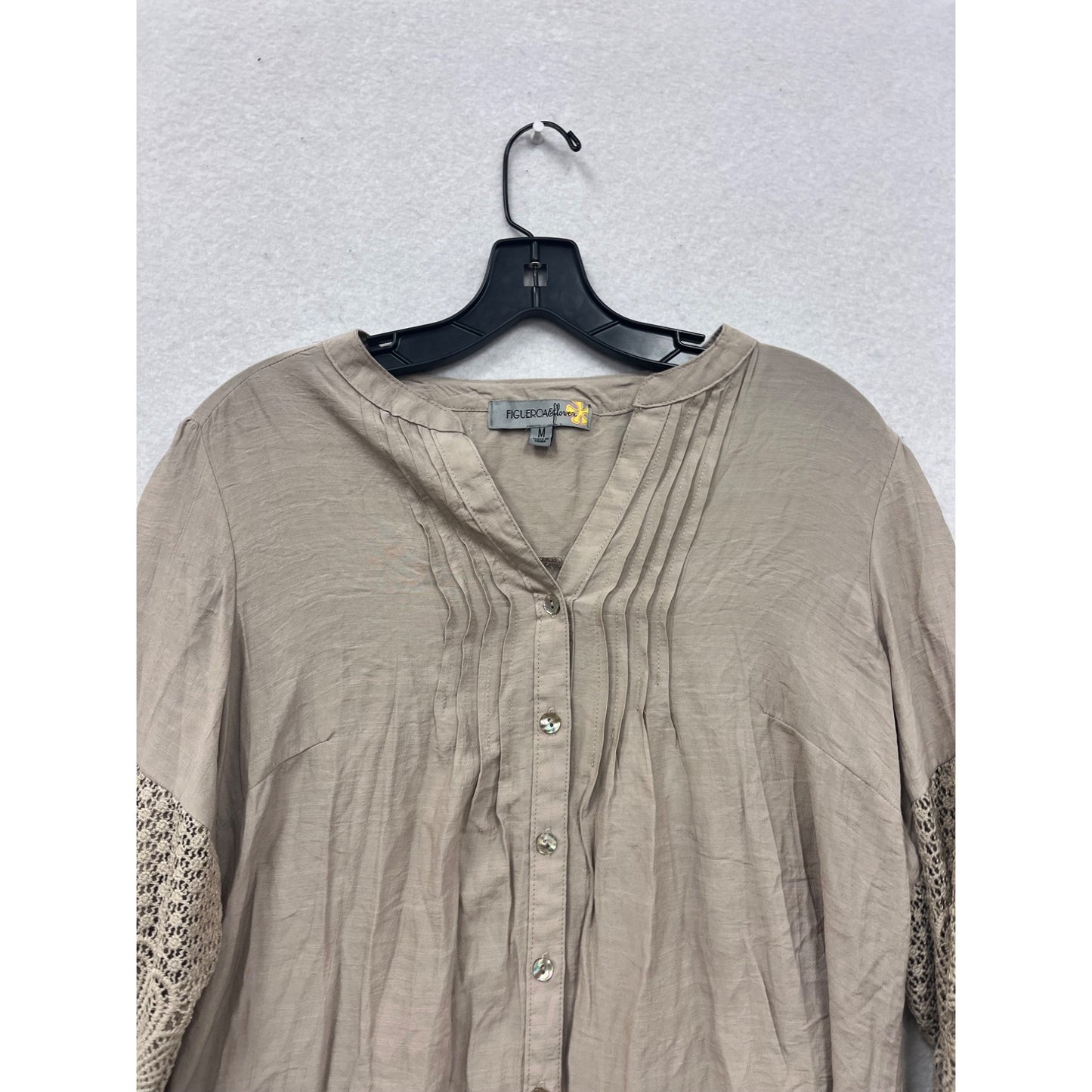 Figueroa & Flower Womens Medium Button-Down Blouse W/ Crochet Sleeves #8409