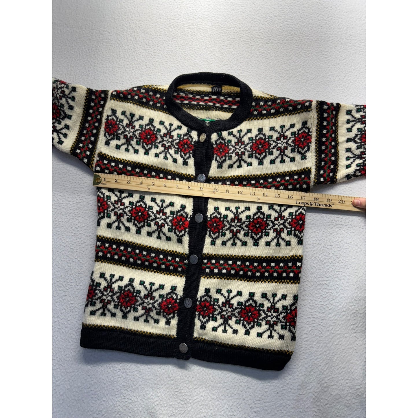 Vintage Women’s Knit Button Sweater# 5404