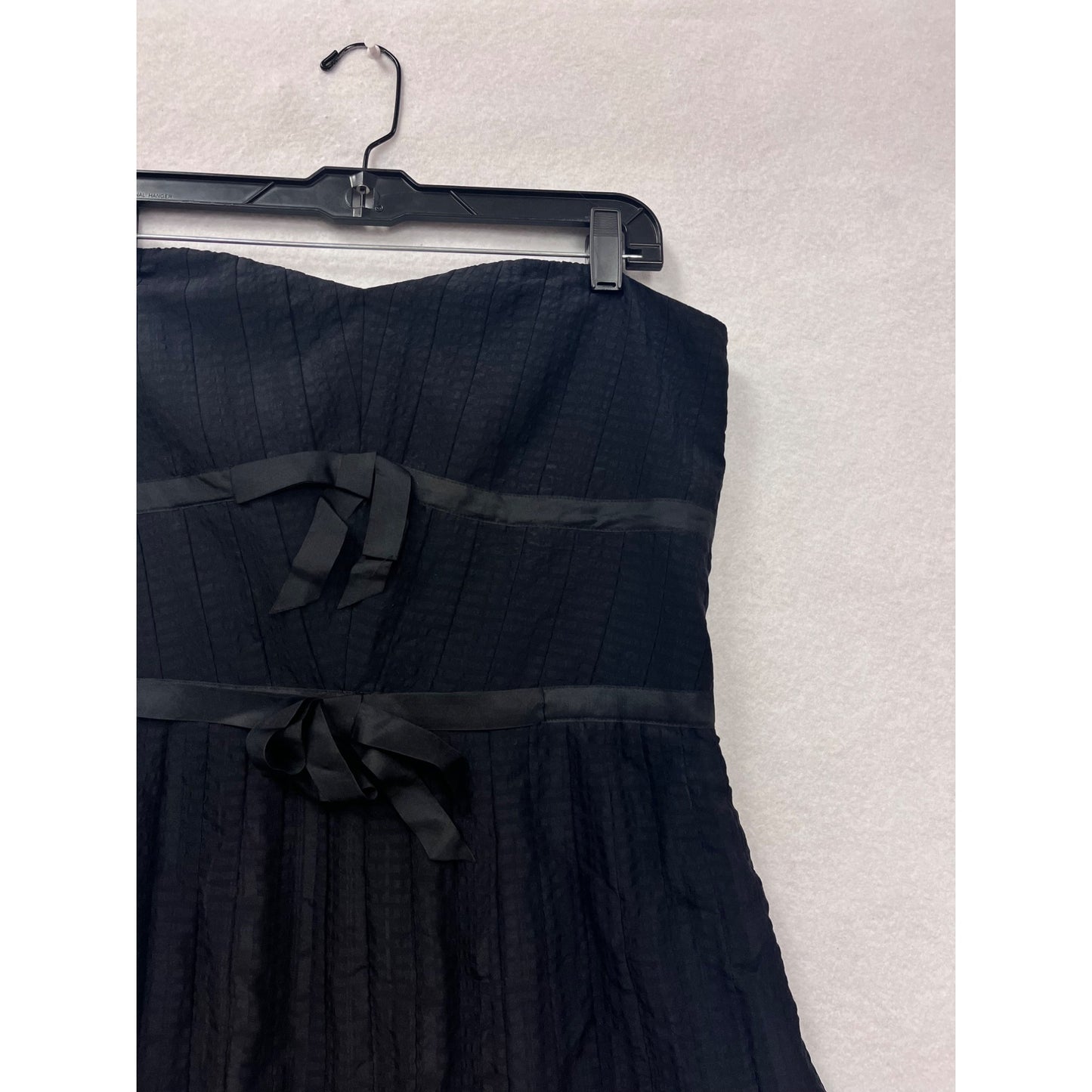 Marc By Marc Jacobs Black Strapless Dress Size 12 100% Silk Shell #8136