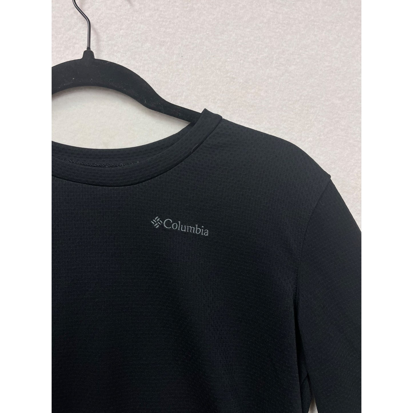 Men’s Columbia Black Omni-Wick Long Sleeve Crew Shirt #2989