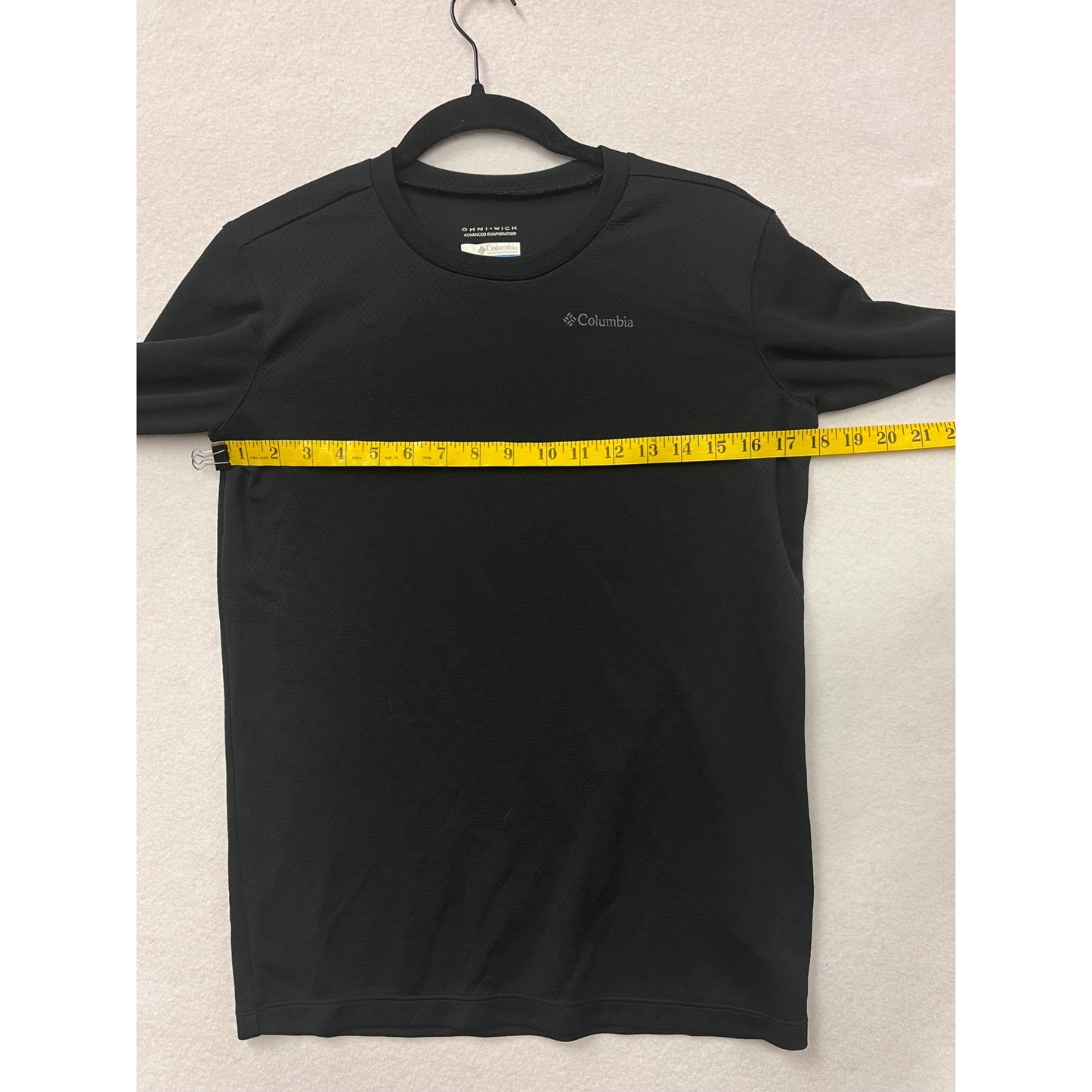 Men’s Columbia Black Omni-Wick Long Sleeve Crew Shirt #2989