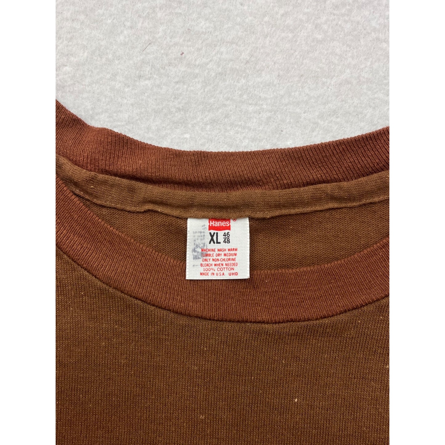 Vintage 90s Hanes Brown Pocket T-Shirt Mens XL #8018