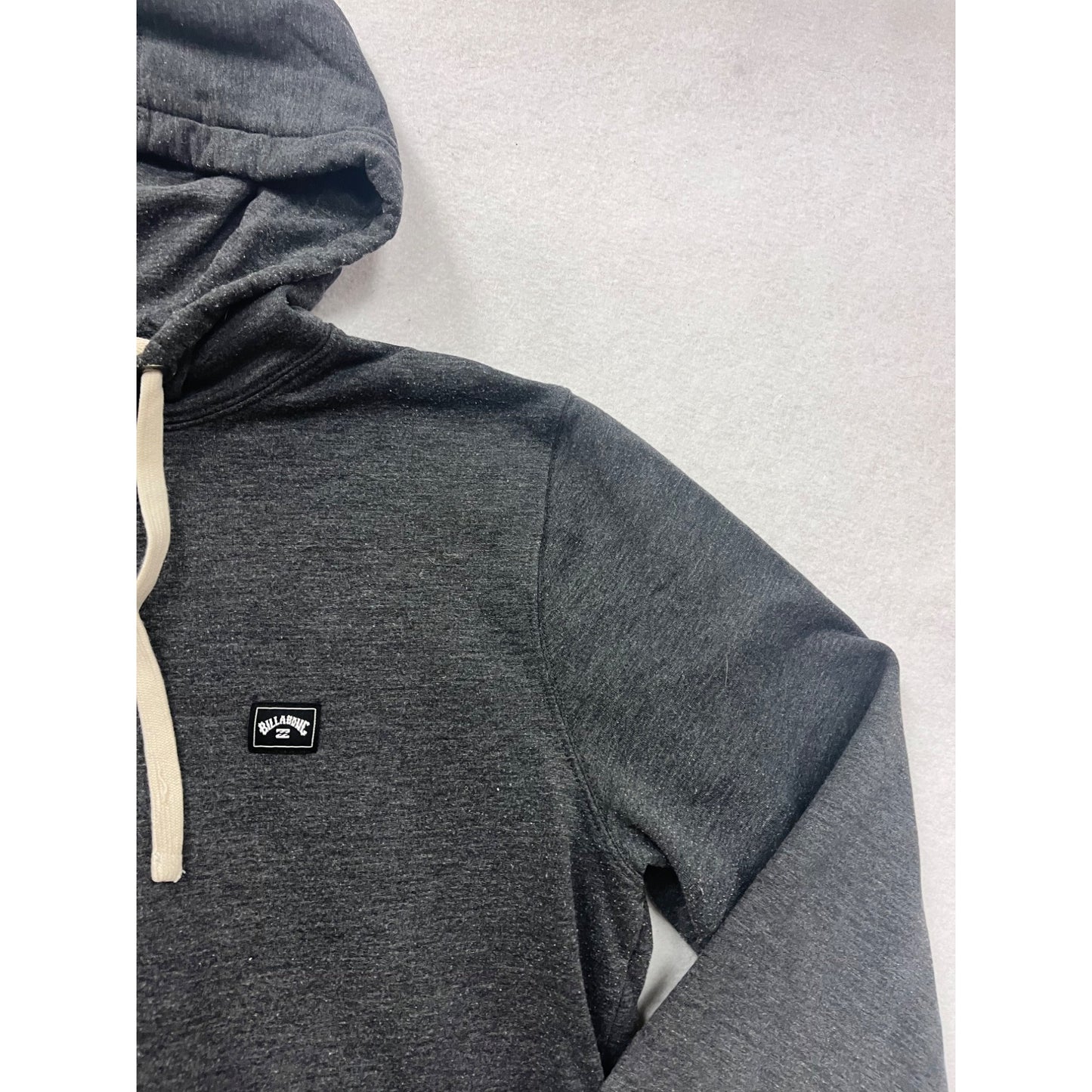 Billabong Mens XL Charcoal Gray Pullover Hoodie With Drawstrings & Kangaroo Pocket #3A