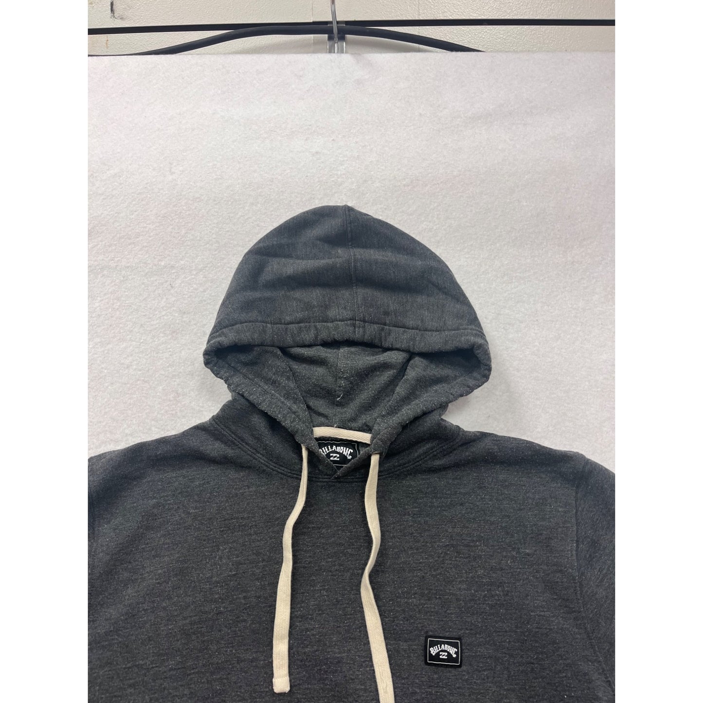 Billabong Mens XL Charcoal Gray Pullover Hoodie With Drawstrings & Kangaroo Pocket #3A