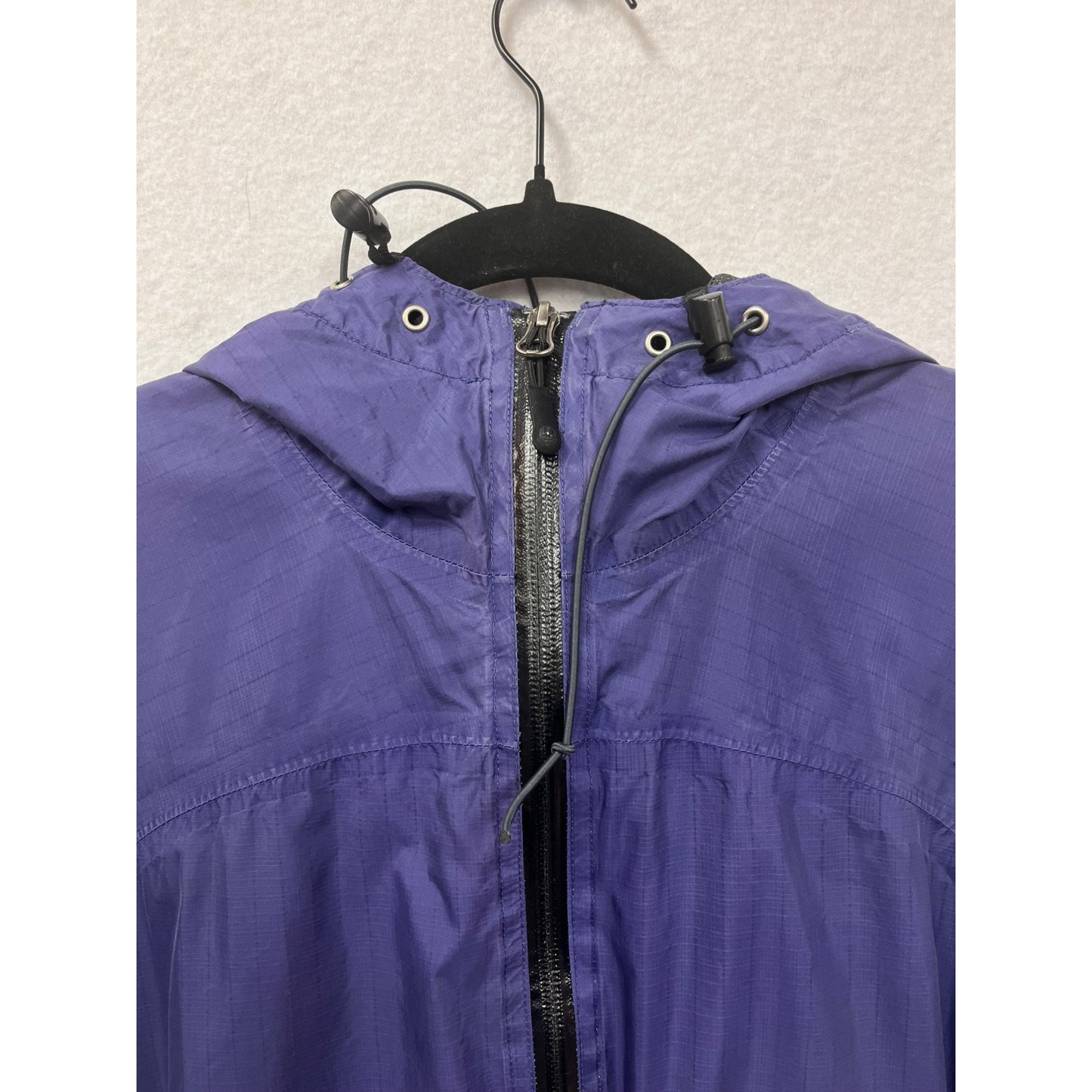 Women’s Guide Series Lightweight Windbreaker #2874