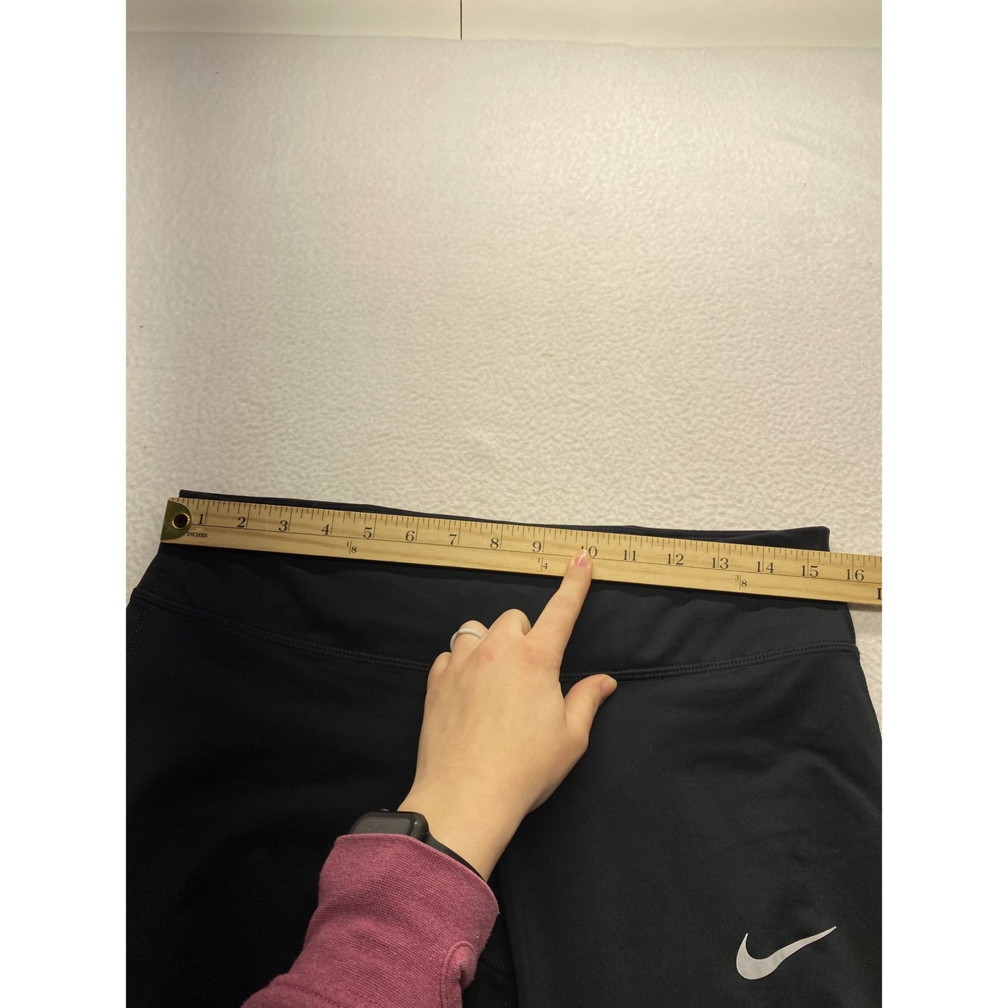 Nike Black Dri-Fit Capri Leggings With Reflective Dots & Back Zipper Pocket #7197