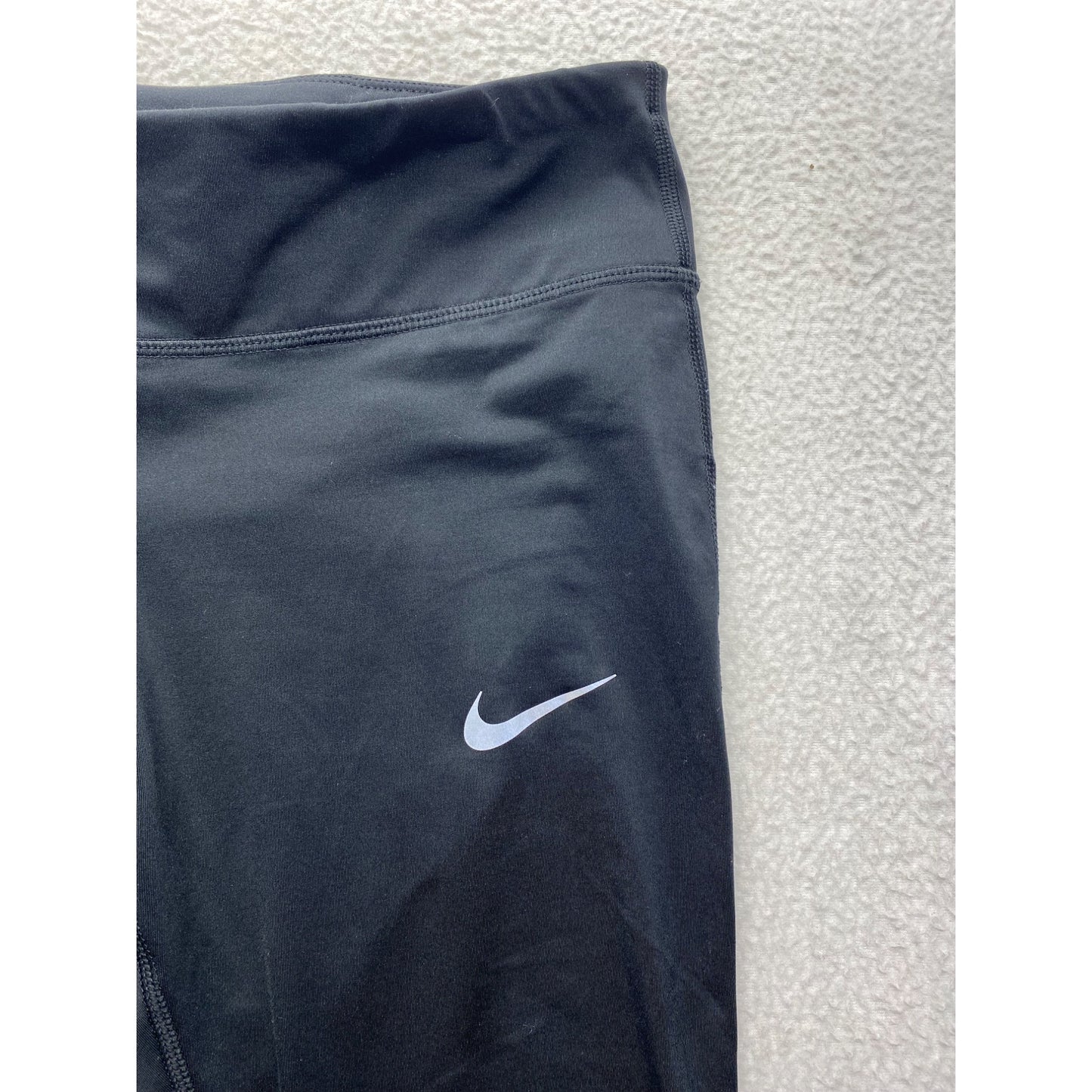 Nike Black Dri-Fit Capri Leggings With Reflective Dots & Back Zipper Pocket #7197