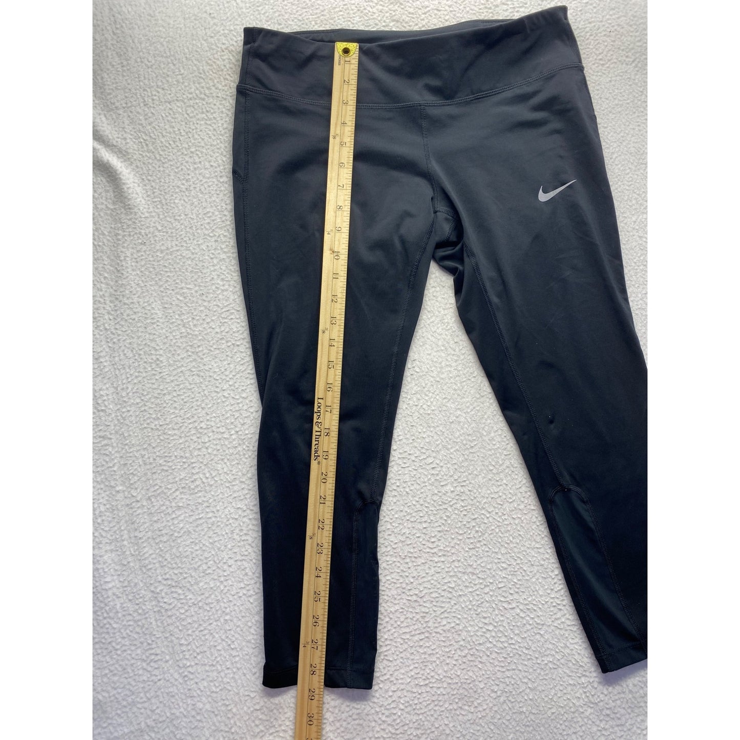 Nike Black Dri-Fit Capri Leggings With Reflective Dots & Back Zipper Pocket #7197
