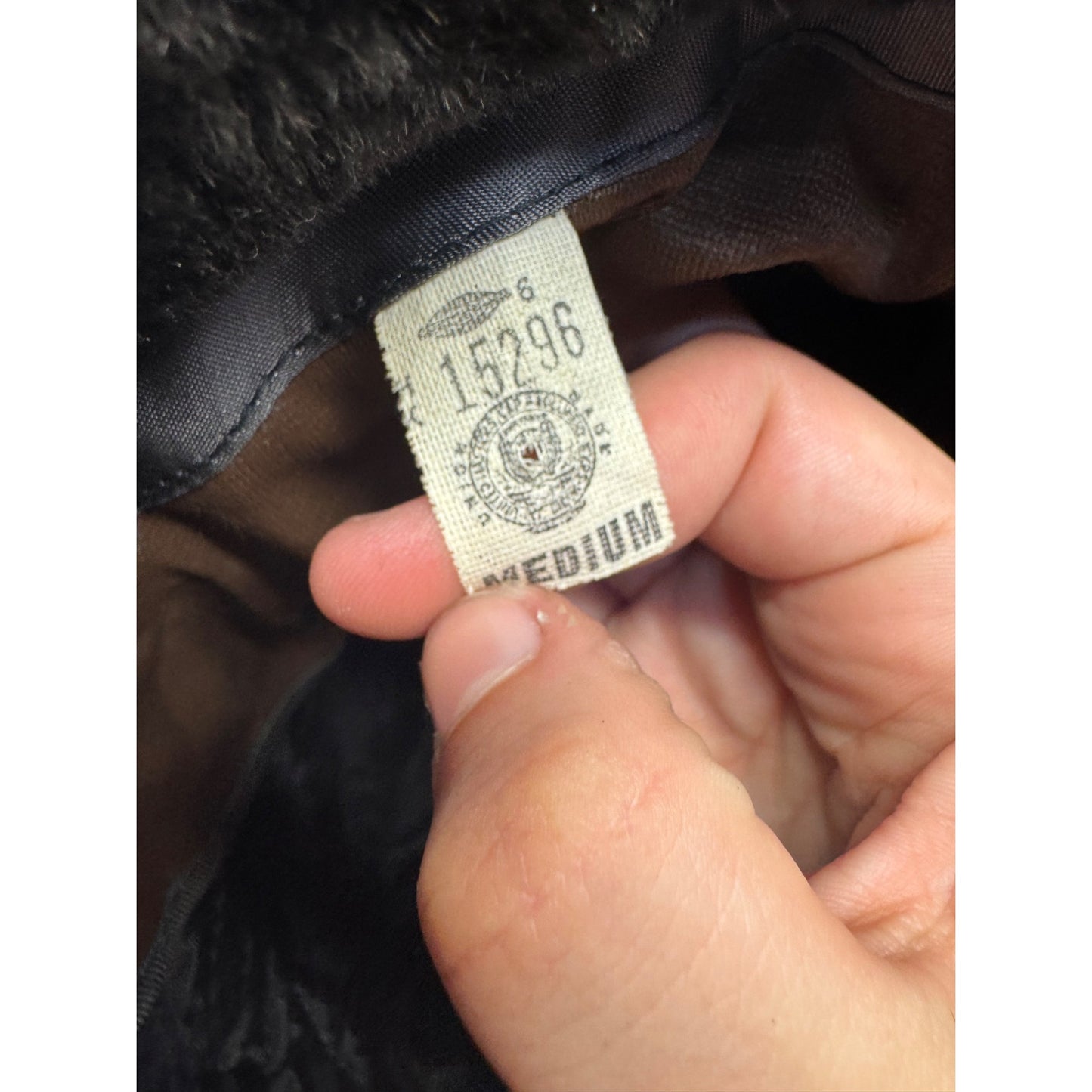 Vintage Faux Fur Bucket Hat With Button Accent & Brown Trim #9211