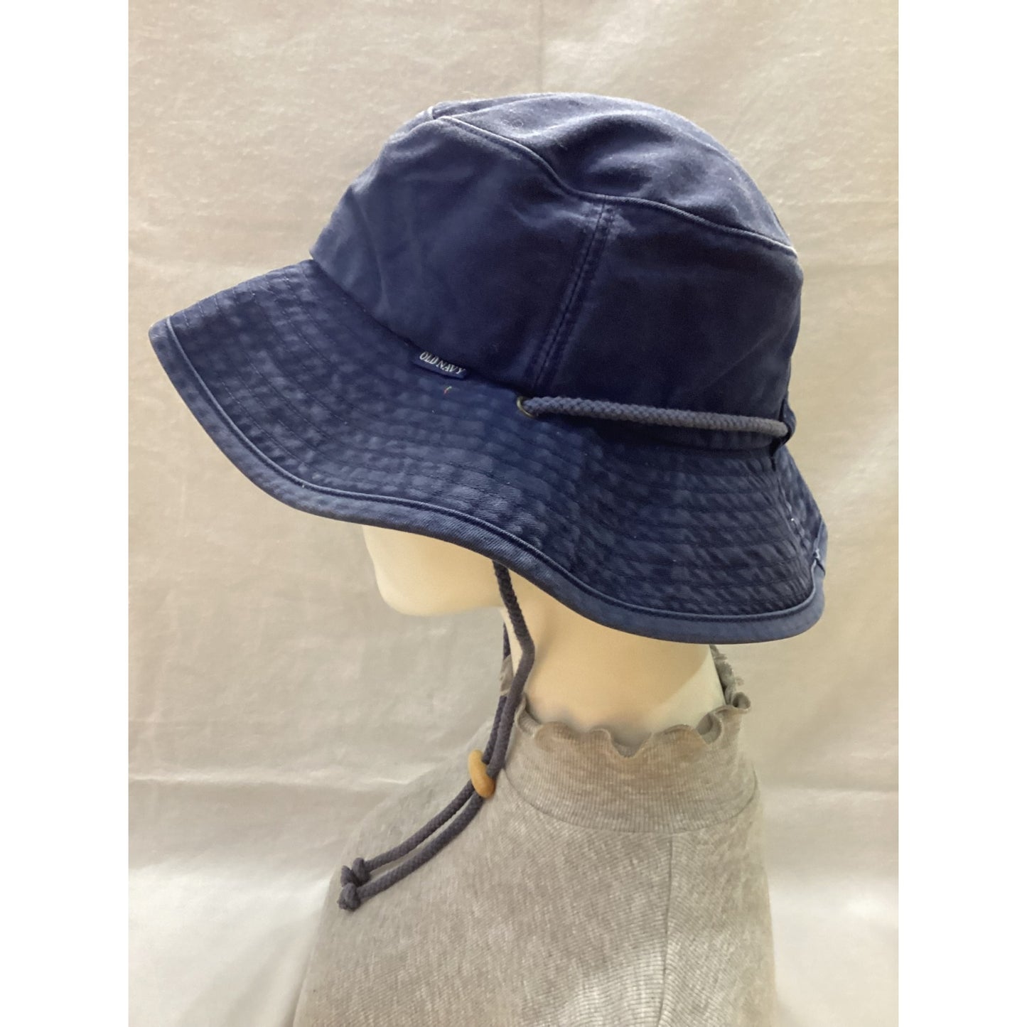 Old Navy bucket hat