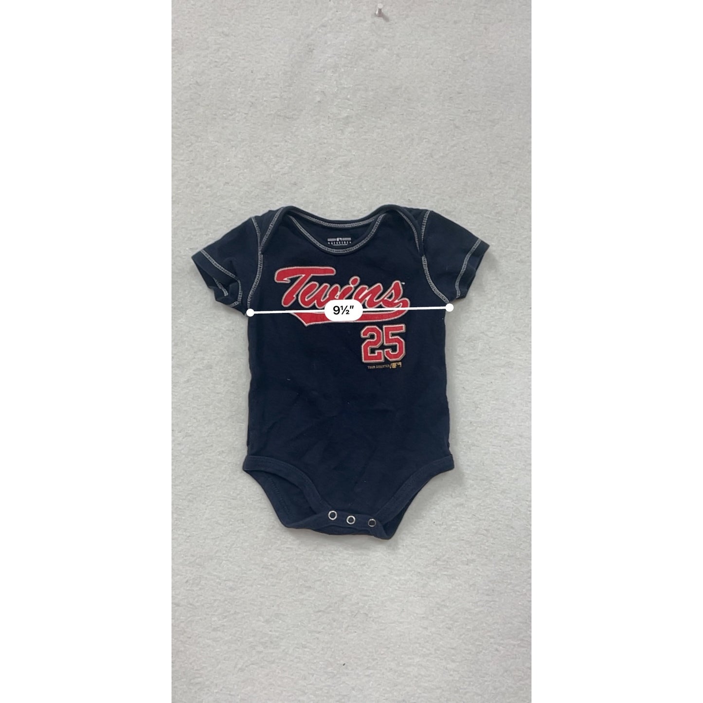 6/9m Minnesota Twins Baby Romper Buxton 25 #8555