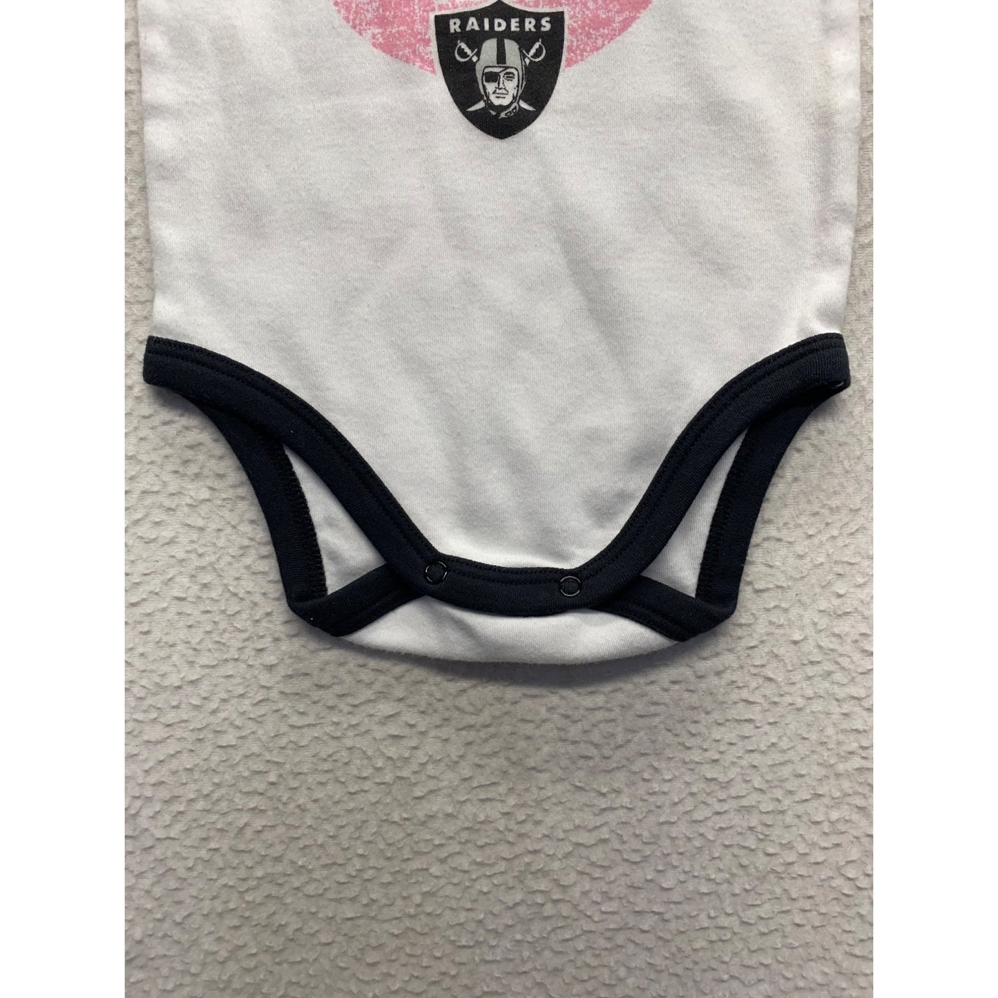 I Love Raiders Baby bodysuit NFL Team Apparel 0-3 Months #7314