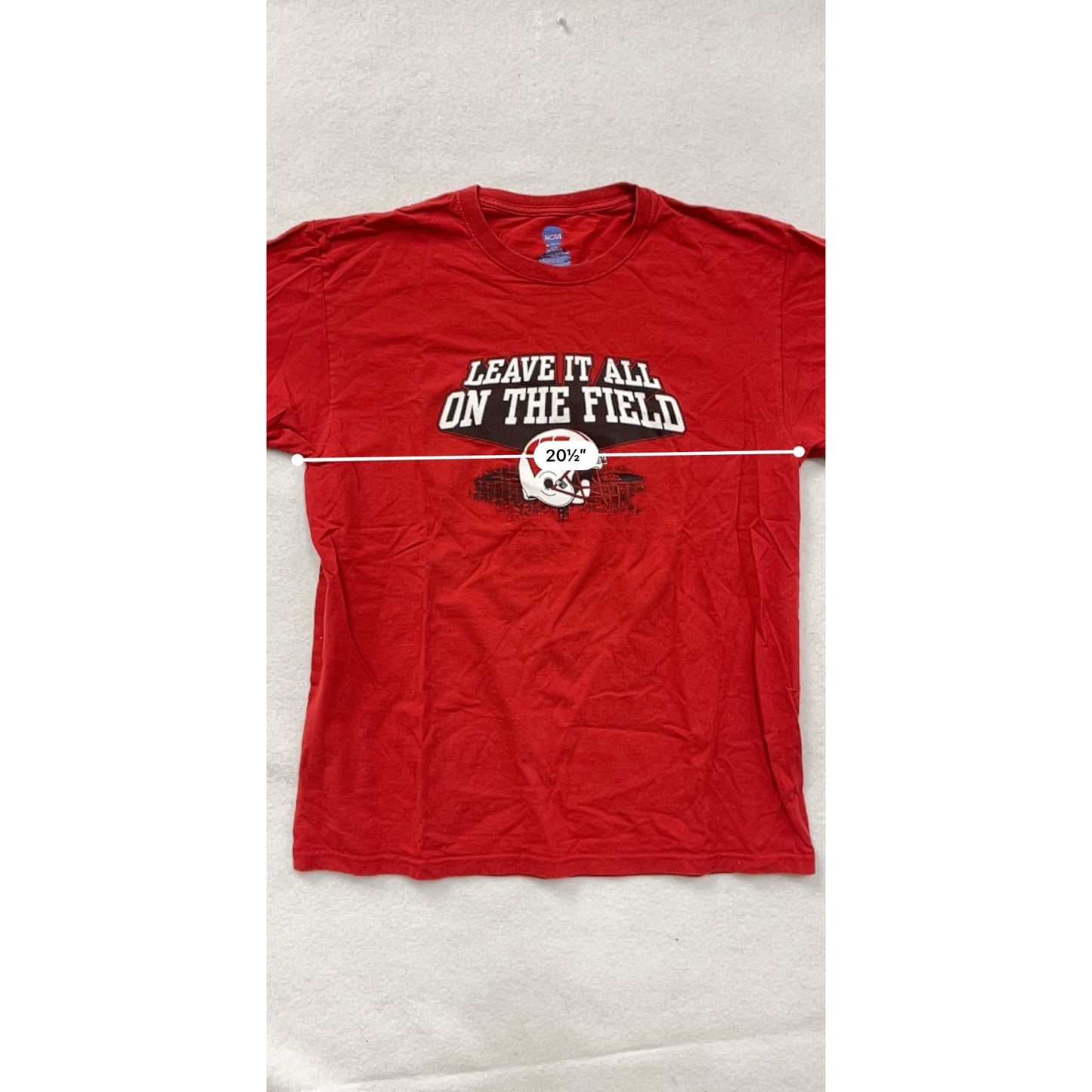 Men’s Large NCAA Red “Leave It All On The Field” Graphic Tee #8038