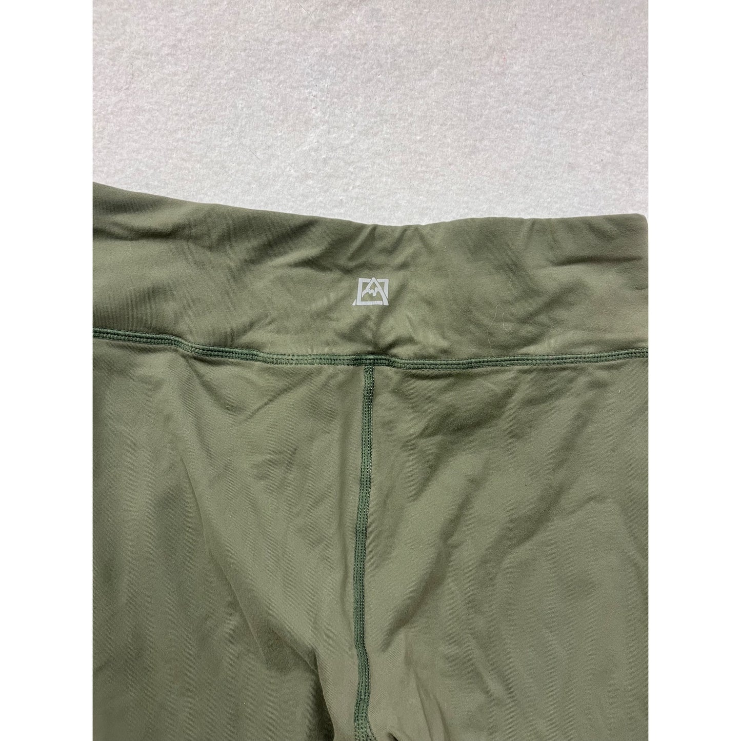 Avalanche Womens Olive Green Athletic Capri Leggings Small #8978
