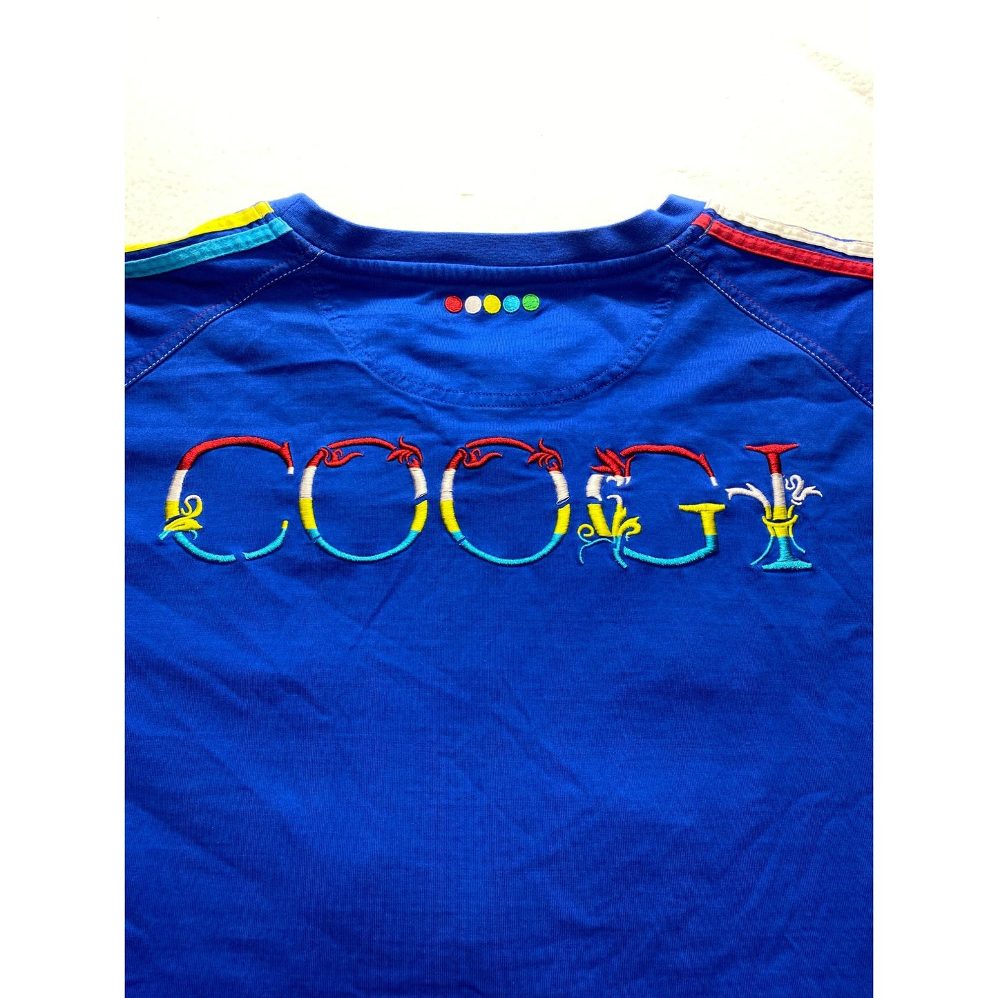 Men’s vintage 90s coogi tee #5576