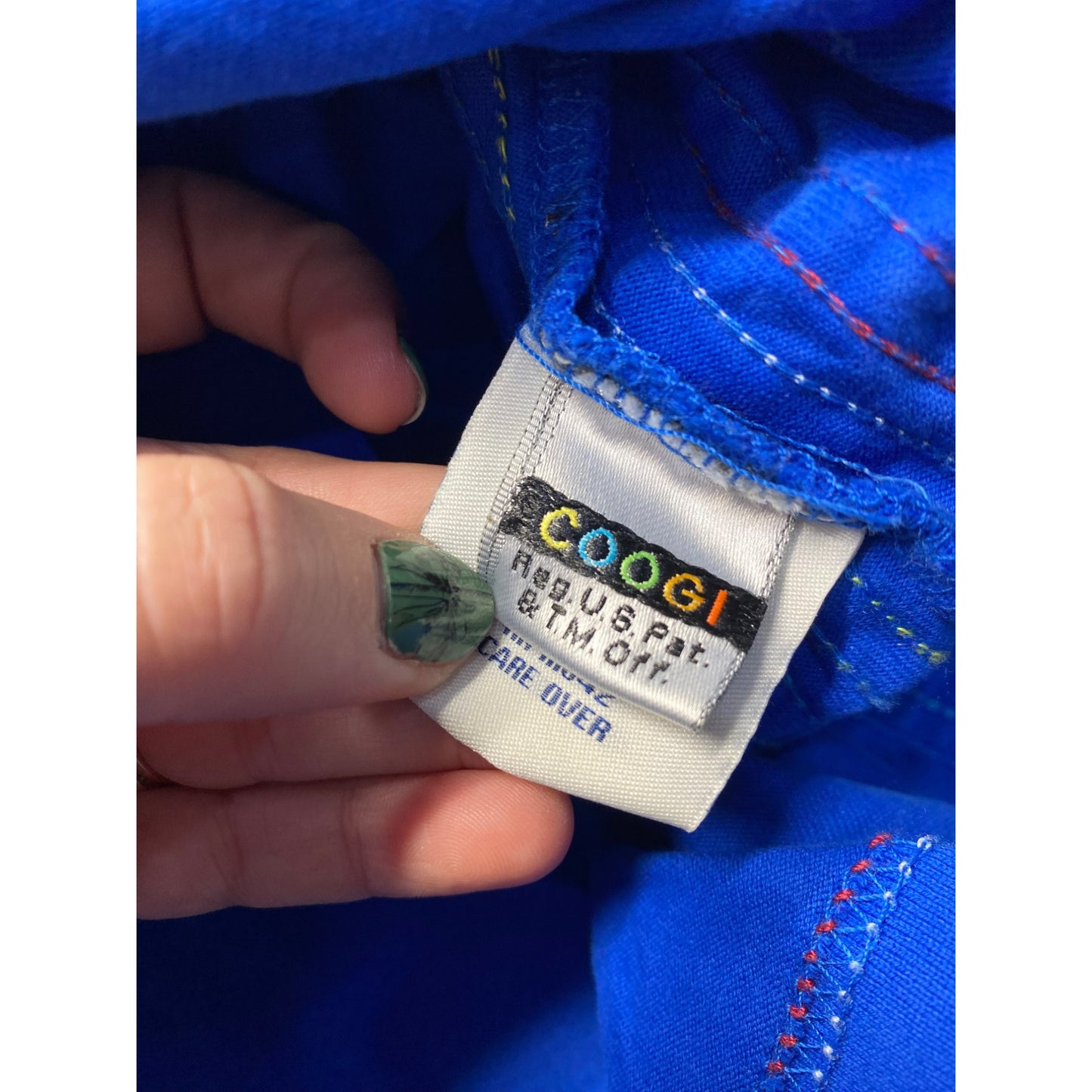 Men’s vintage 90s coogi tee #5576