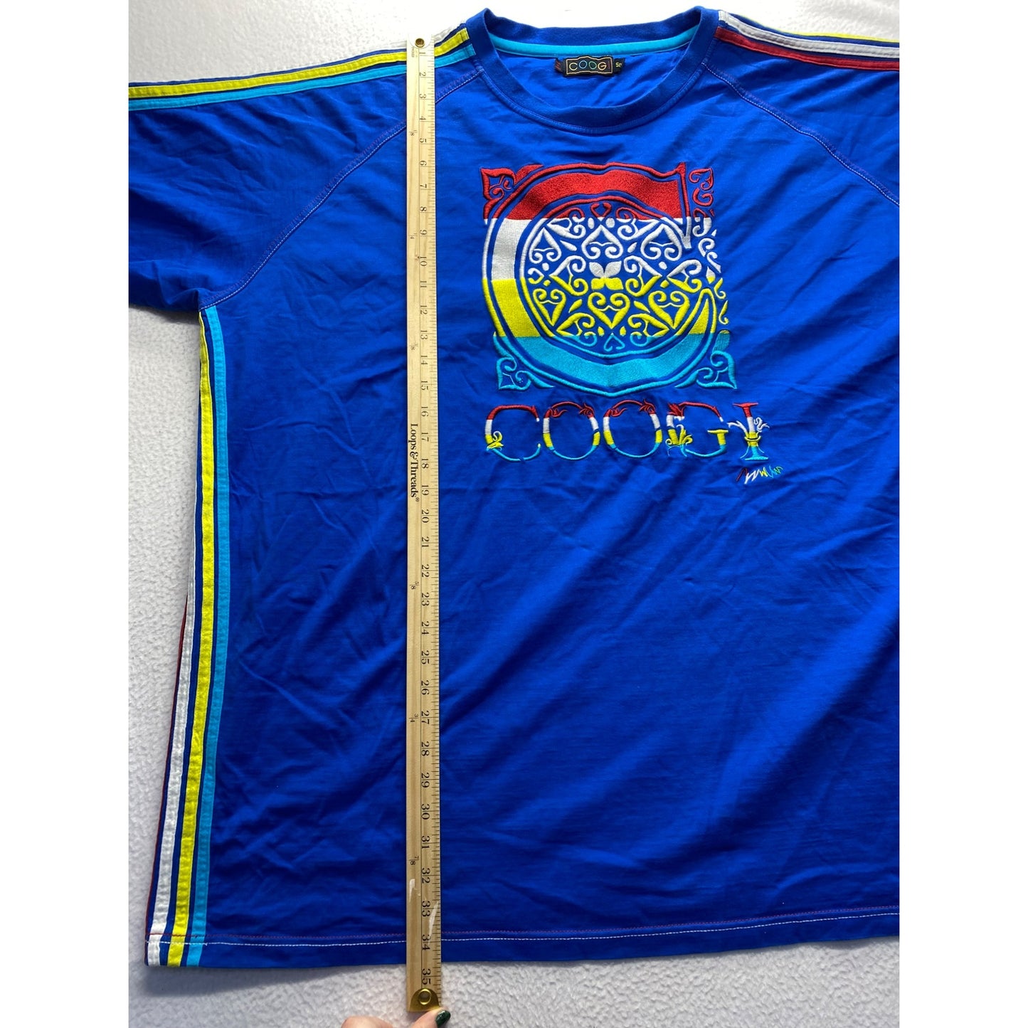 Men’s vintage 90s coogi tee #5576