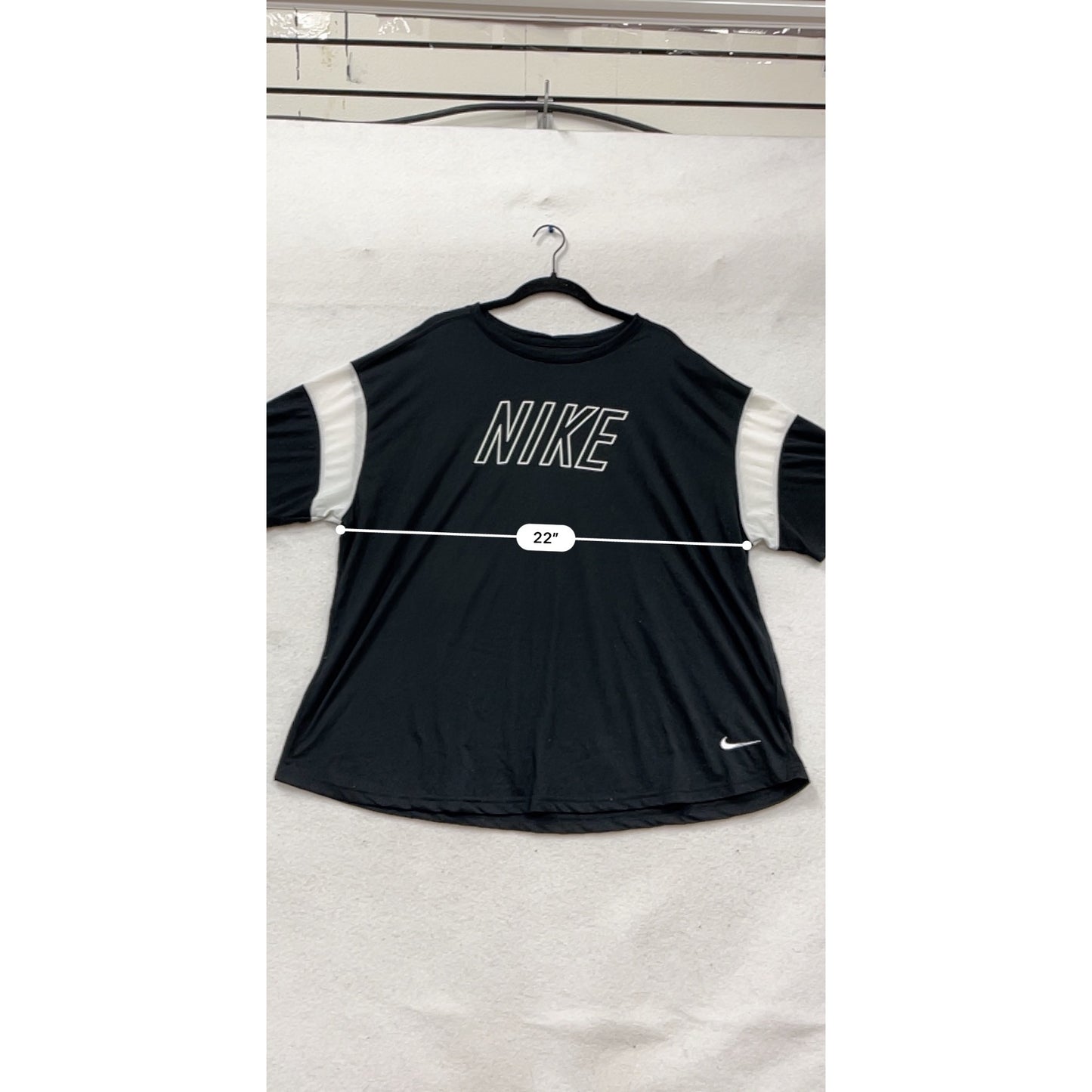 Nike Womens Dri-Fit T-Shirt Black/White Size 2X #721A