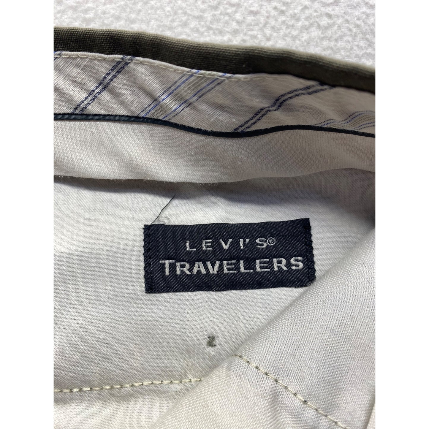 Levis Travelers W34 L31 Mens Vintage Olive Green Pleated Dress Pants #7195