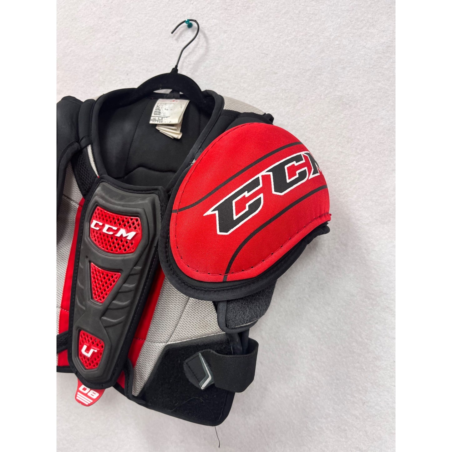 CCM Youth Medium Shoulder Pads For Hockey Black/Red #6323