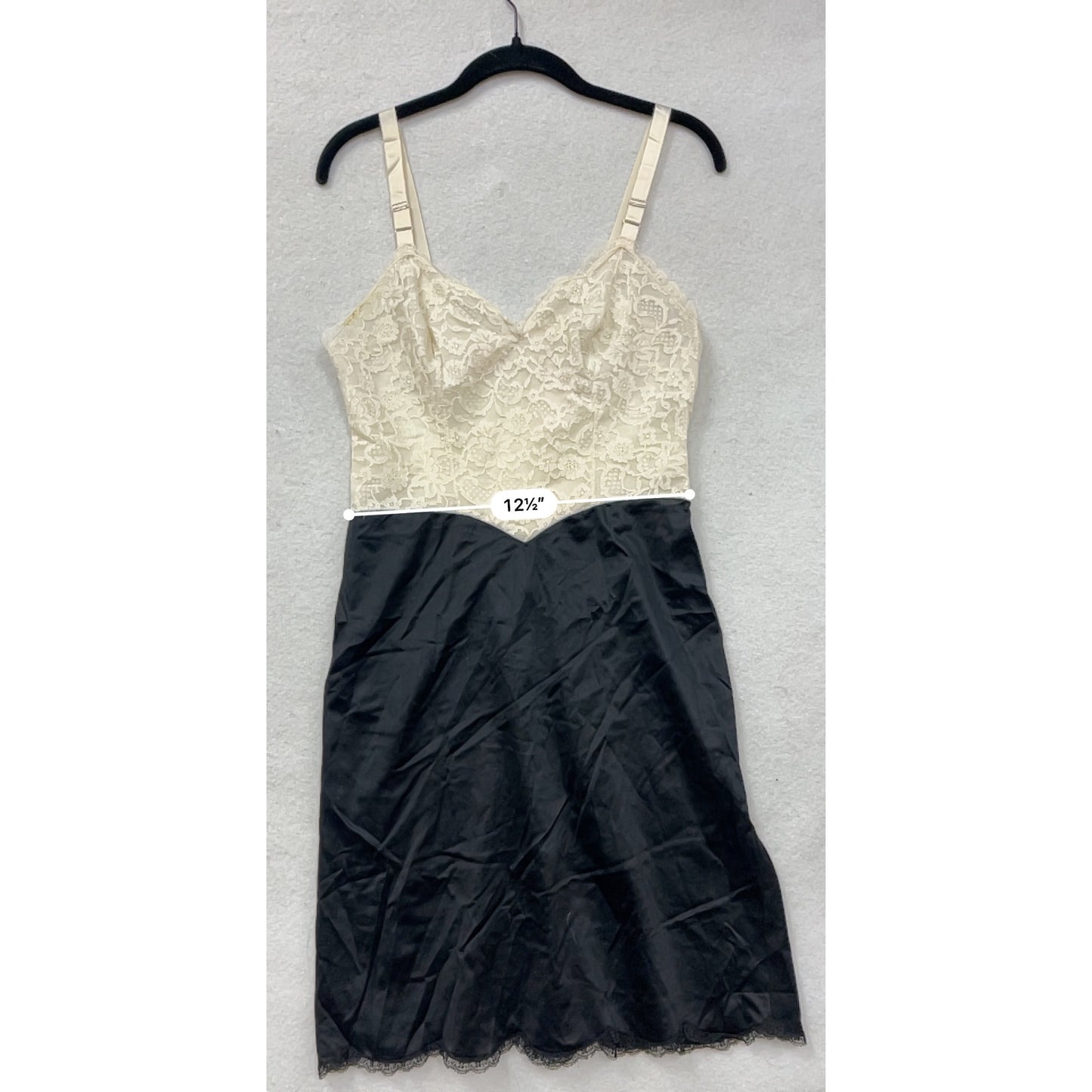 Women’s Small Vintage 60s Vanity Fair Lace & Nylon Slip Dress #8061