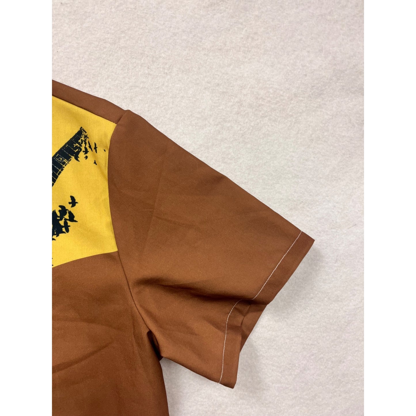 Mens XL Brown & Yellow Graphic Short Sleeve Button-Up Shirt By Ouku #6535