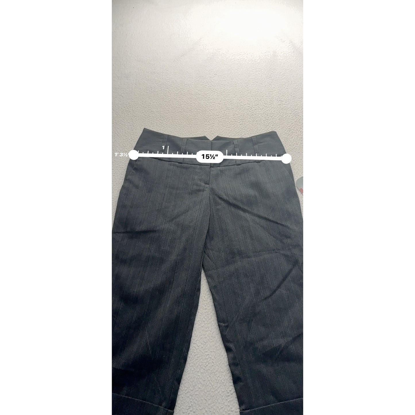 No Boundaries Gray Pinstripe Cropped Pants Juniors Size 3 Polyester Blend #9258