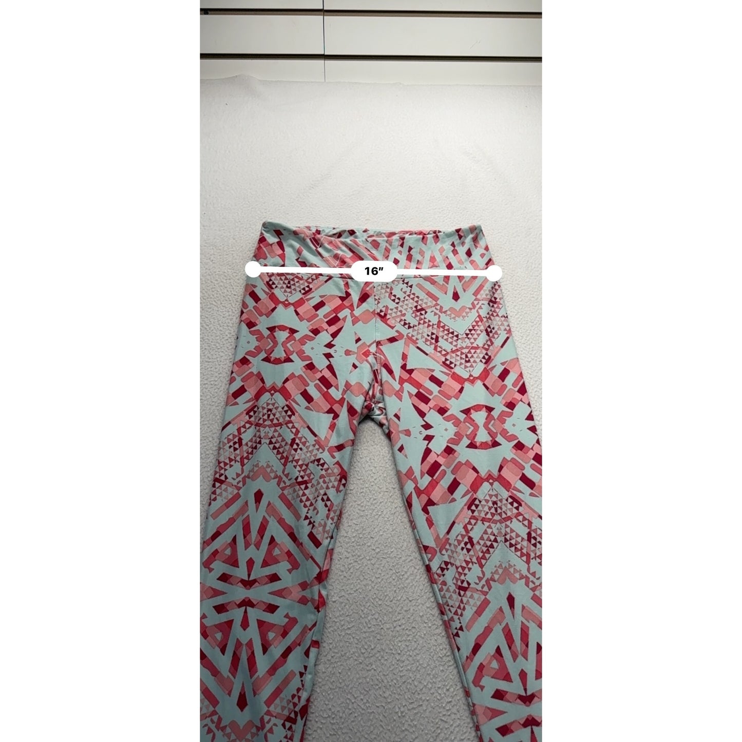 LuLaRoe Tall & Curvy Leggings With Geometric Pattern #9197