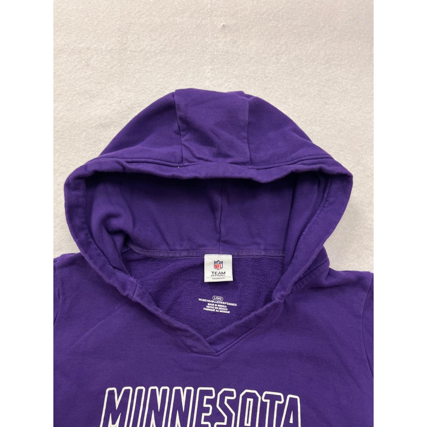 Minnesota Vikings NFL Womens Purple Hoodie Sweatshirt Large With Kangaroo Pocket #6842