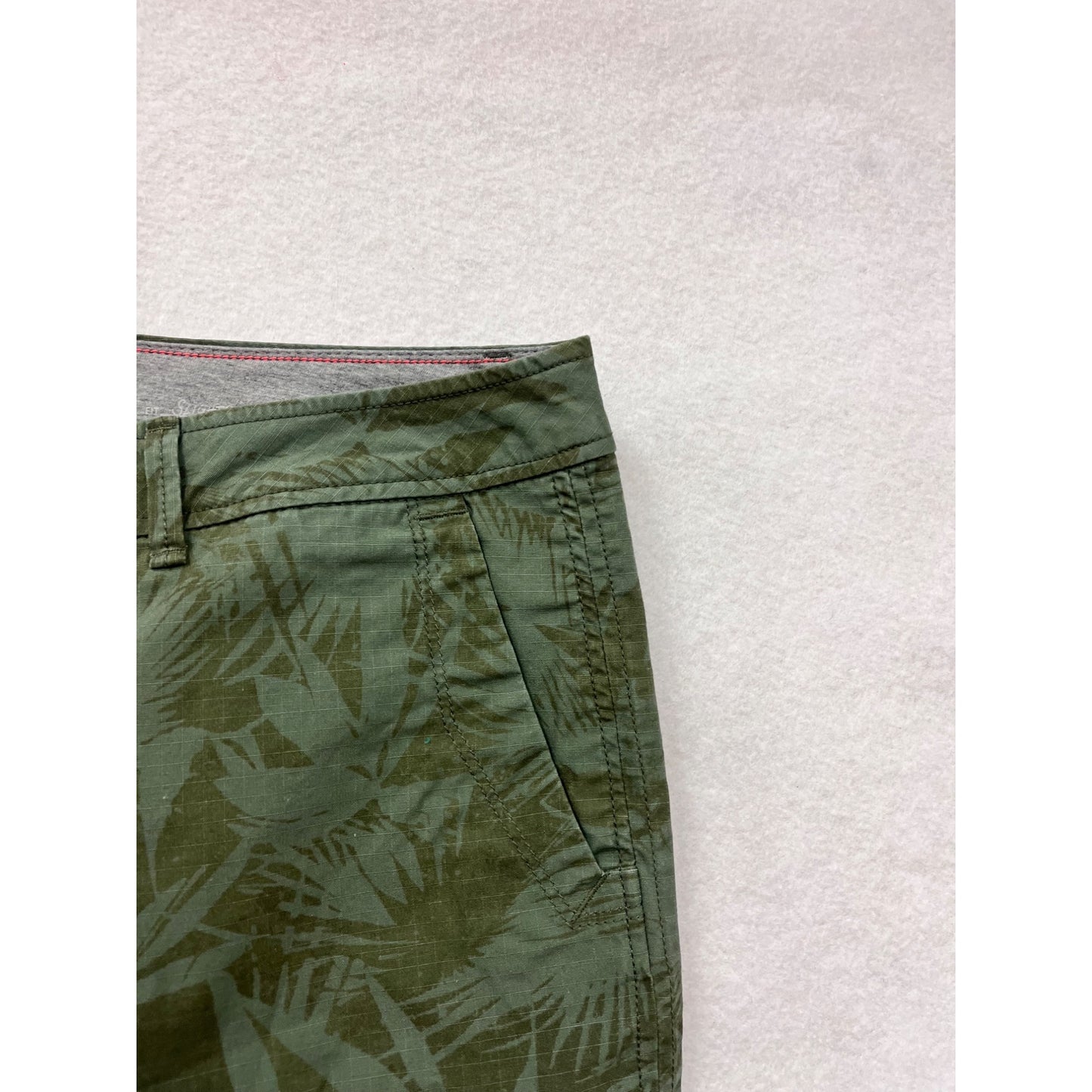 Eddie Bauer Womens Green Patterned Shorts #6414