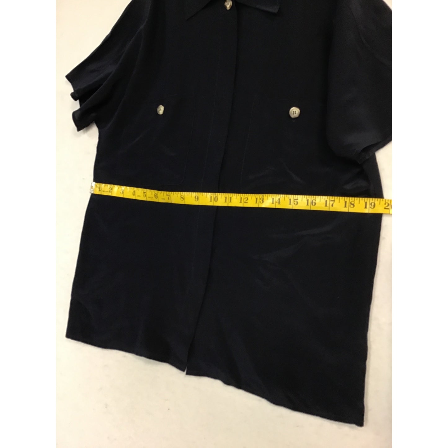 Jones New York Womens Navy Silk Short Sleeve Button-Up Blouse Size 6 Front Pockets Made In China #194