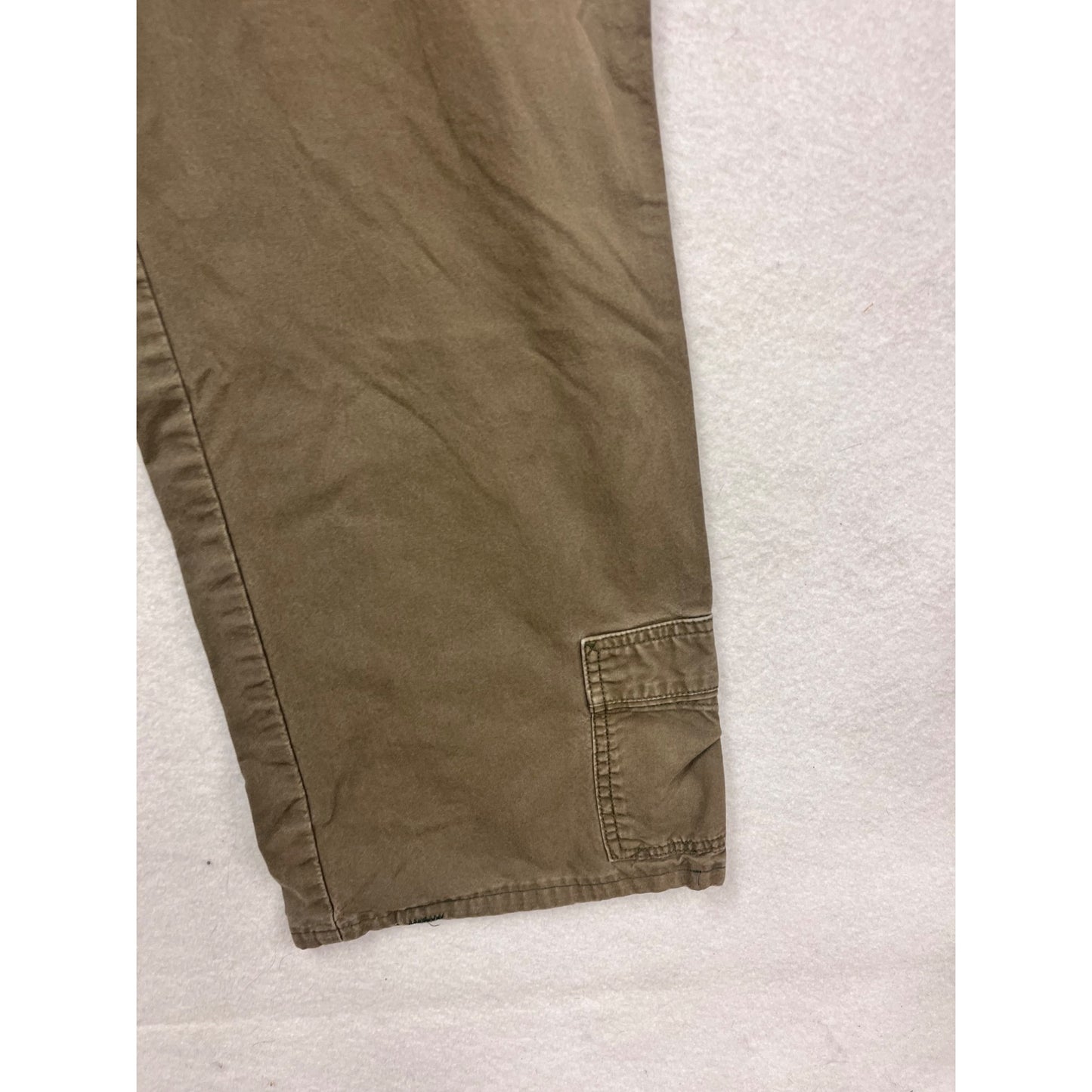 Cabelas Casuals Womens Olive Cargo Pants Size 14 #255A