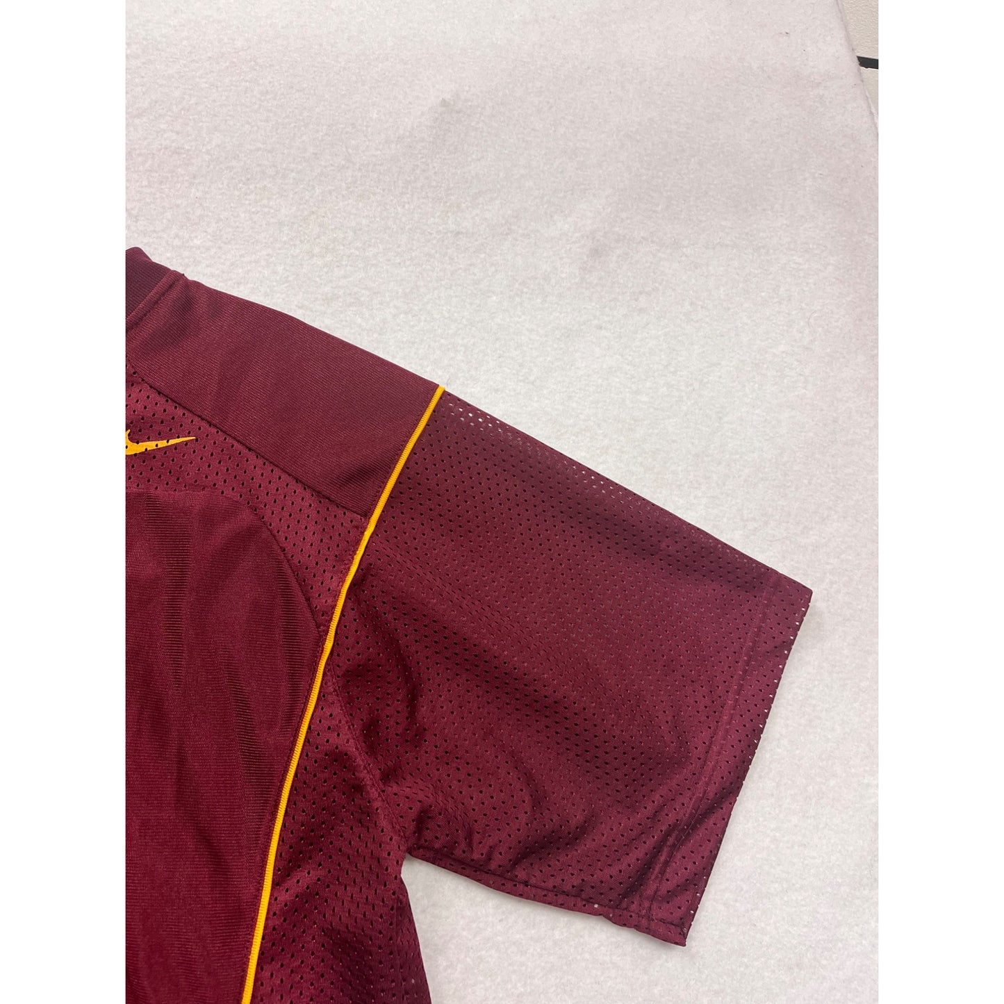 Nike Minnesota #8 Mesh Football Jersey L #768A