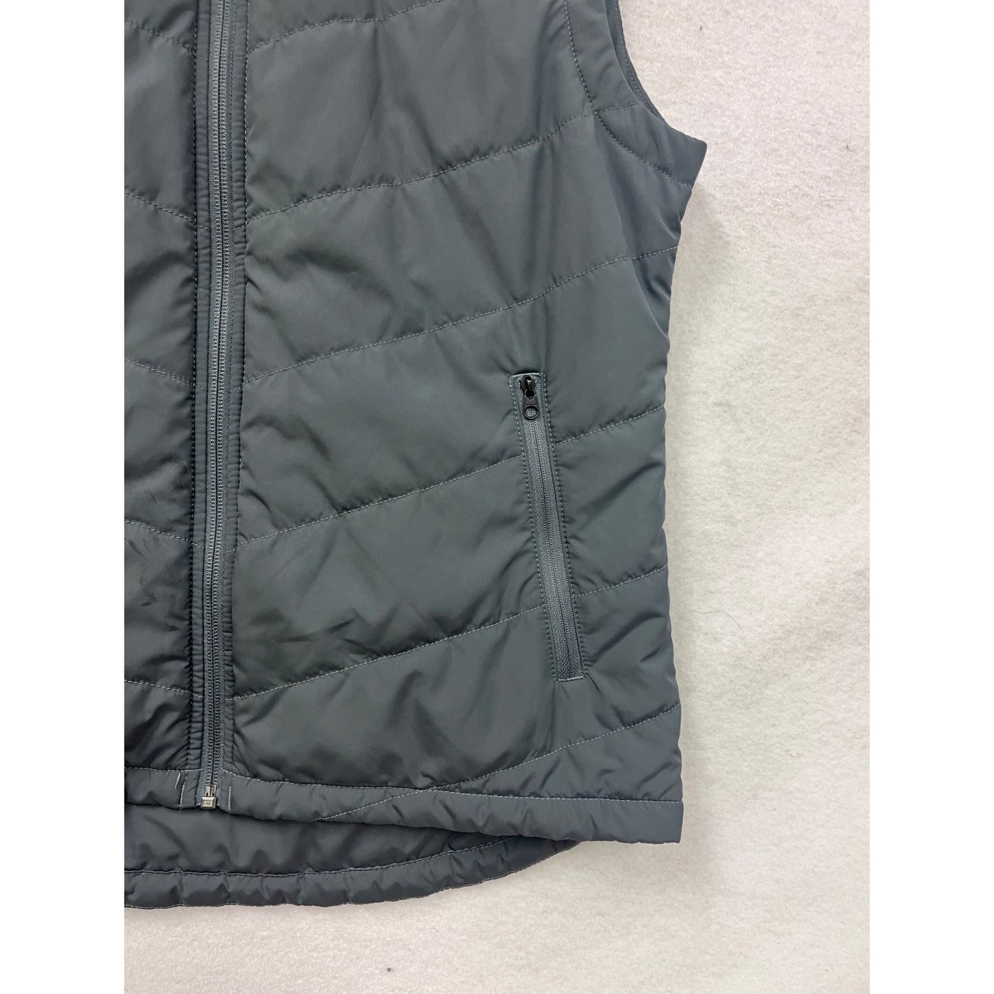 The North Face Mens Small Gray Quilted Insulated Vest #8010