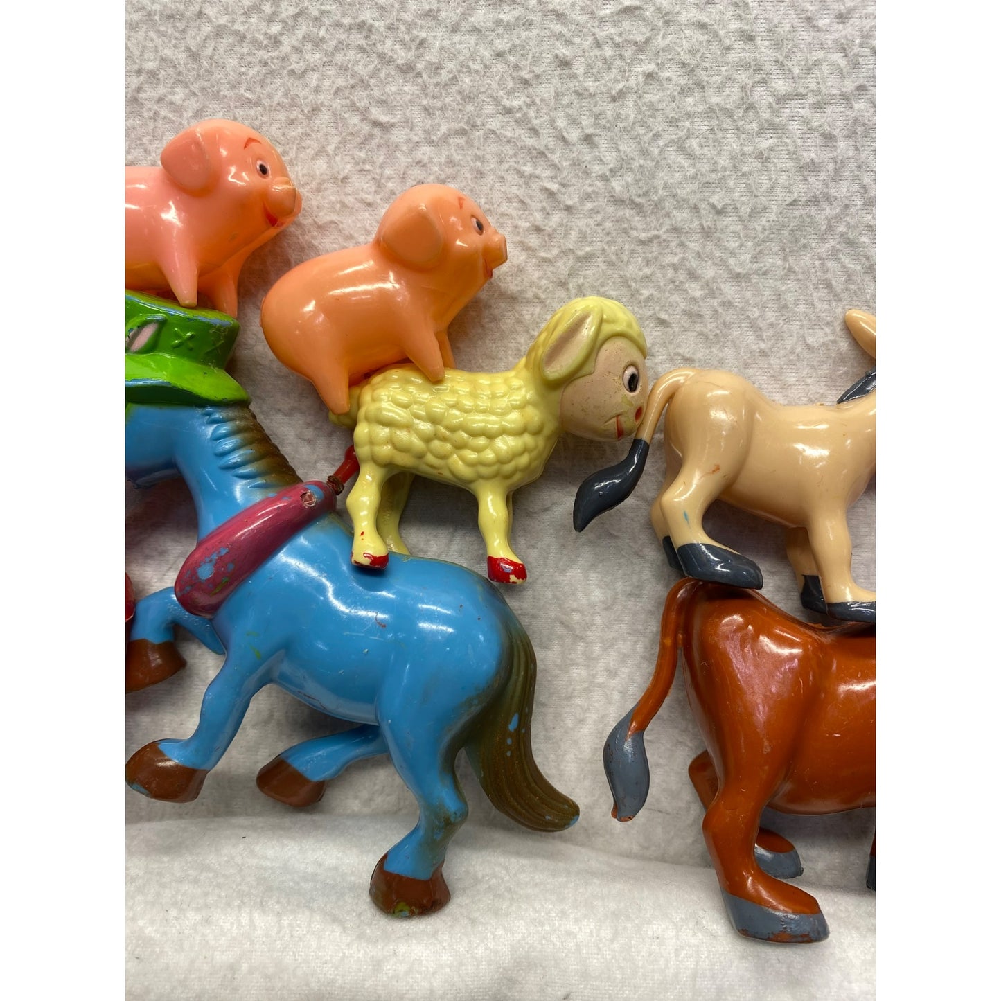 Vintage Hollow Plastic Farmer & Animals Set 7 Pieces Toy Collection #7256
