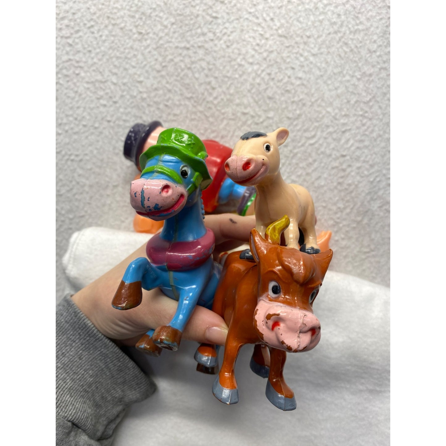 Vintage Hollow Plastic Farmer & Animals Set 7 Pieces Toy Collection #7256
