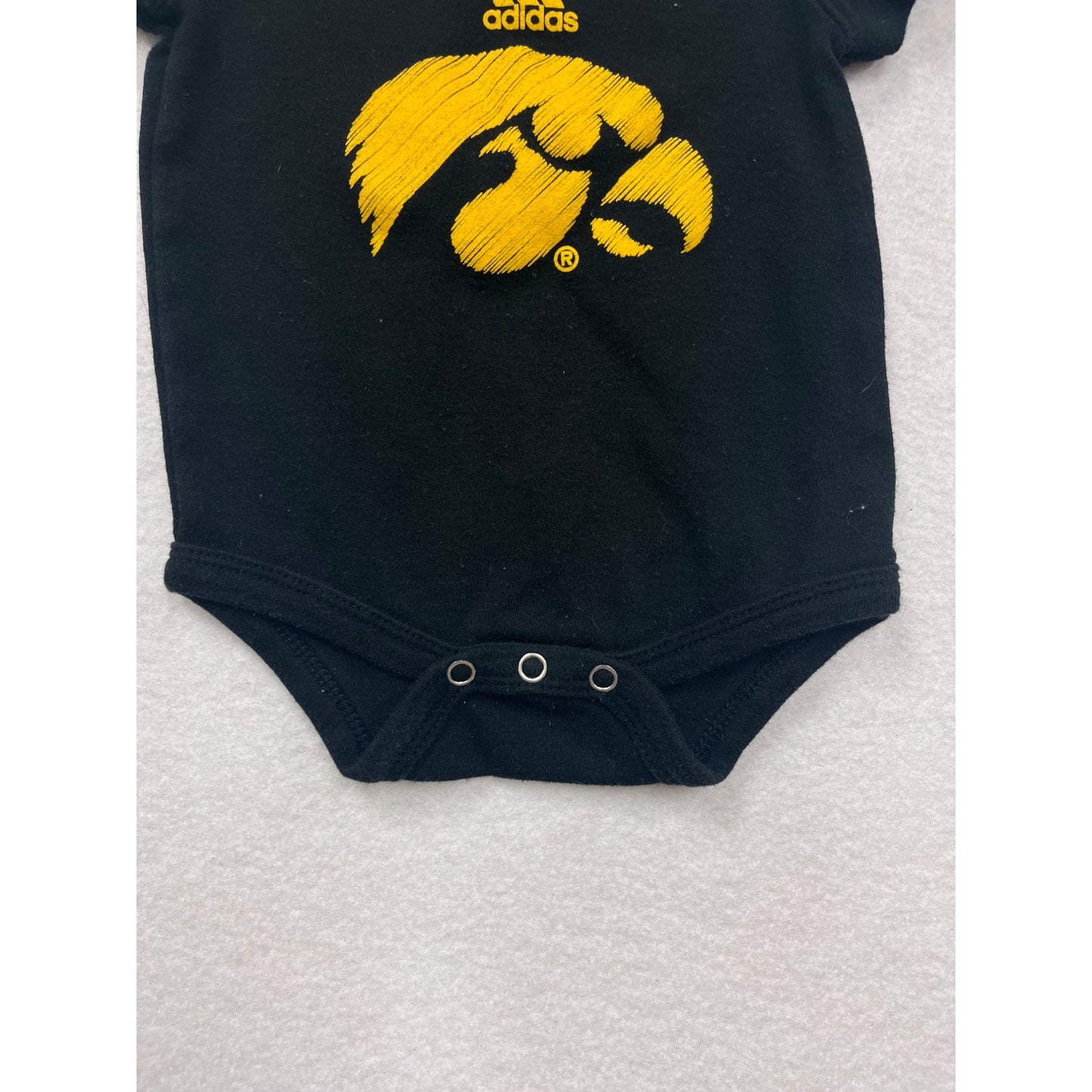 Adidas Iowa Hawkeyes Baby Bodysuit 0/3M Black & Gold Short Sleeve Snap Closure #6670
