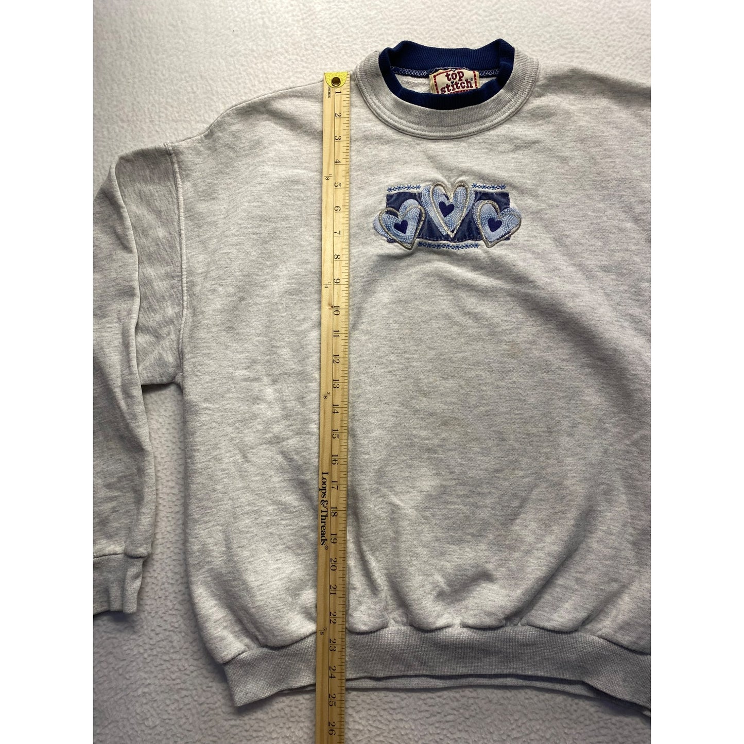 Vintage top stitch heart sweater #7169