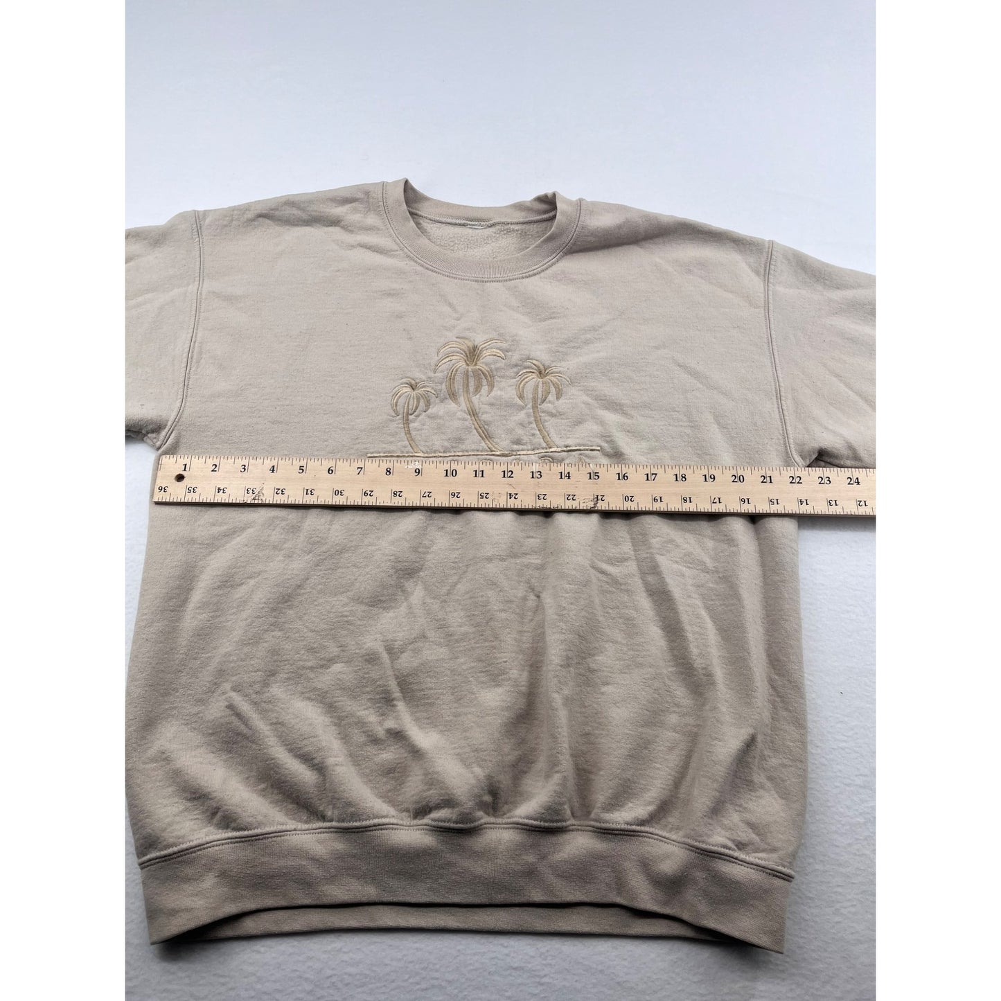 Vintage Florida Palm Tree Beige Crewneck Sweatshirt #6215