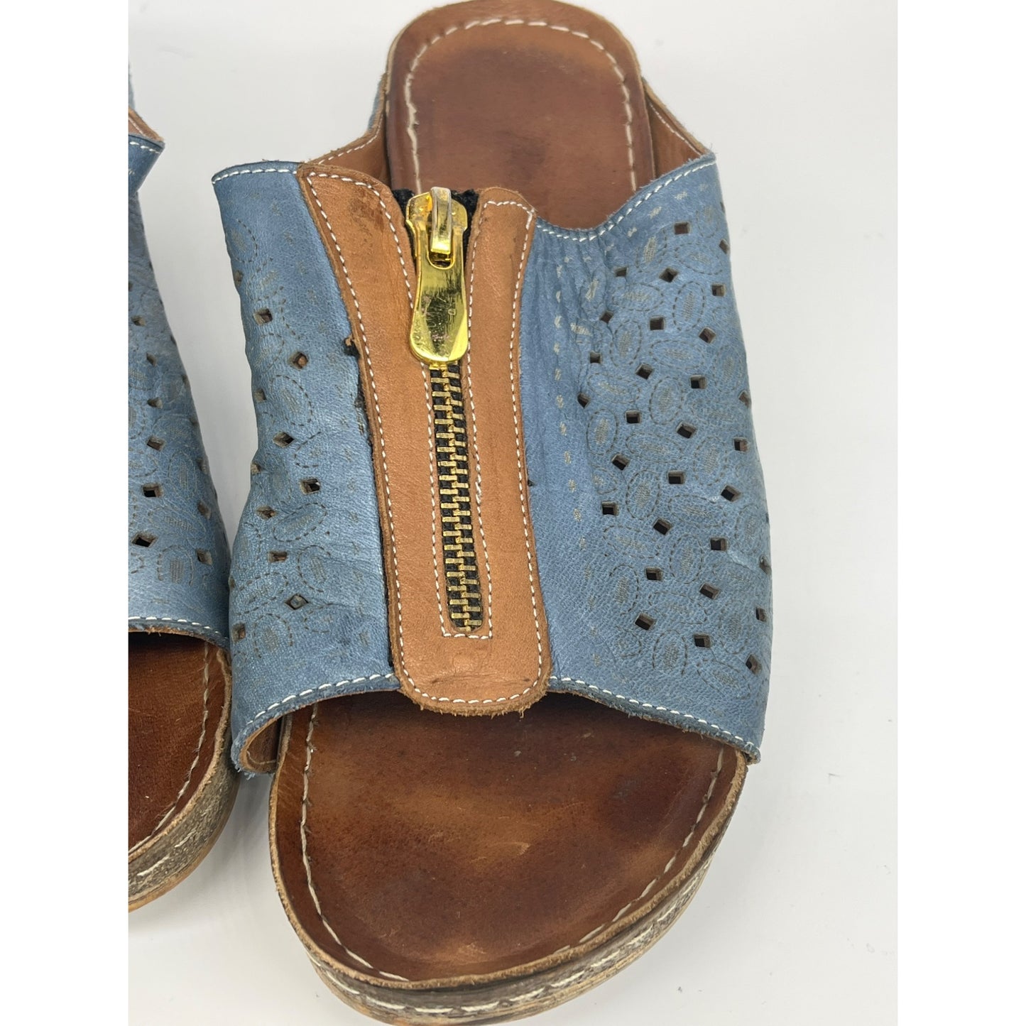 Women’s BoNaVi Leather Wedge Sandals