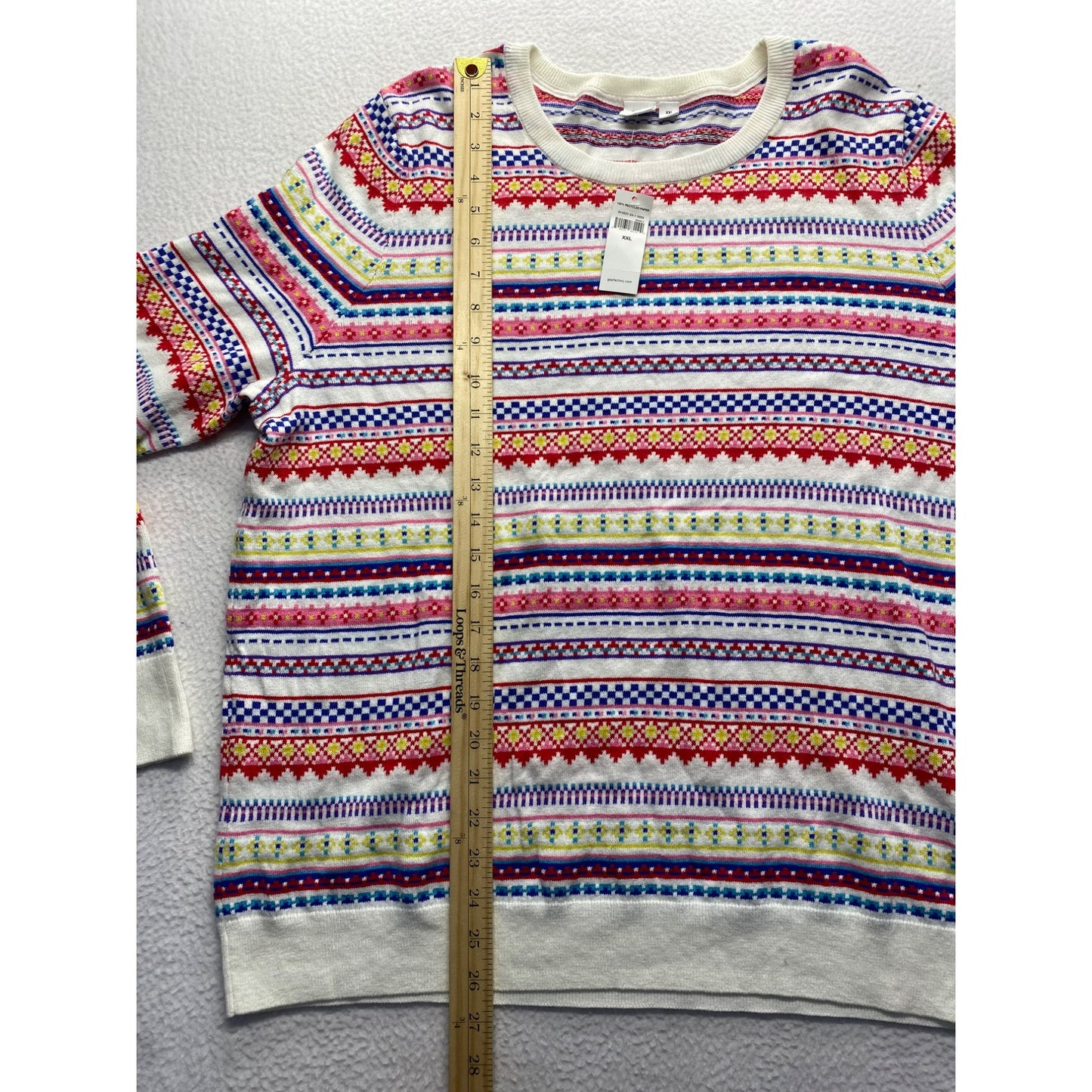 *NWT* Women’s Multicolored Gap Sweater #5571
