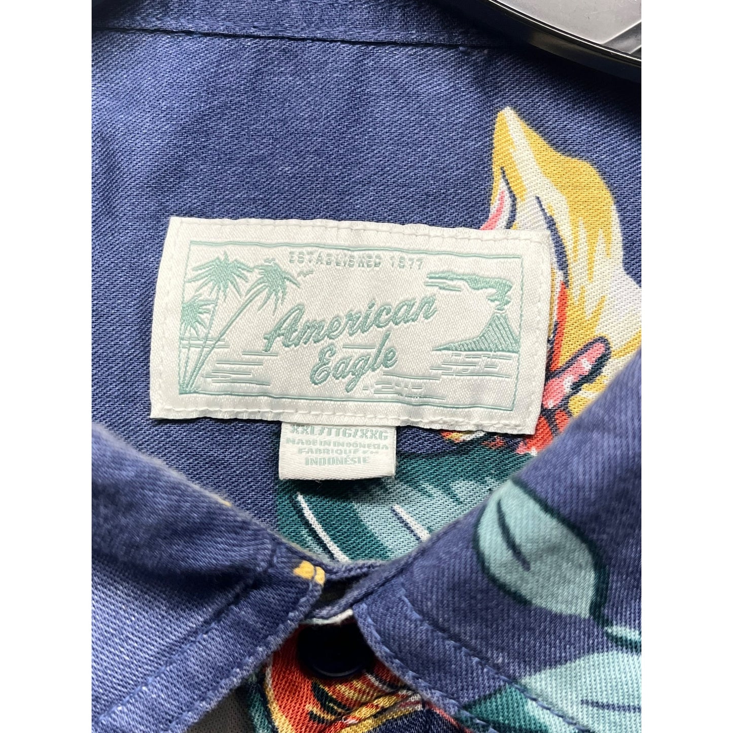 Men’s American Eagle Tropical Button-Up Resort Shirt #2774